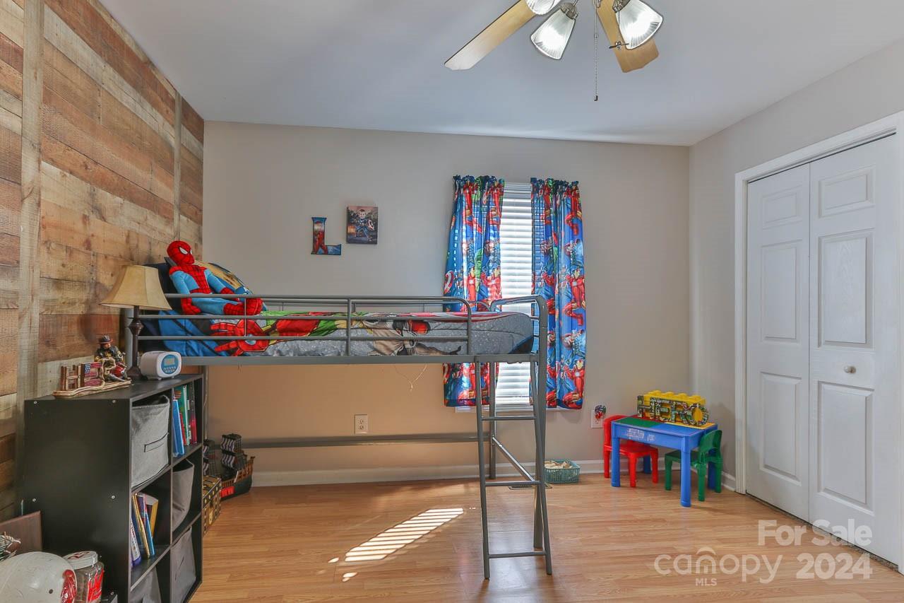 368 Cooper Road