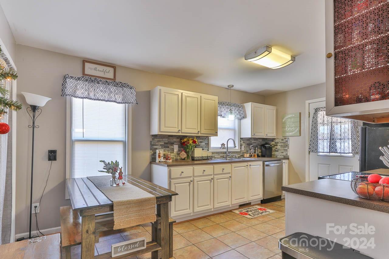 368 Cooper Road