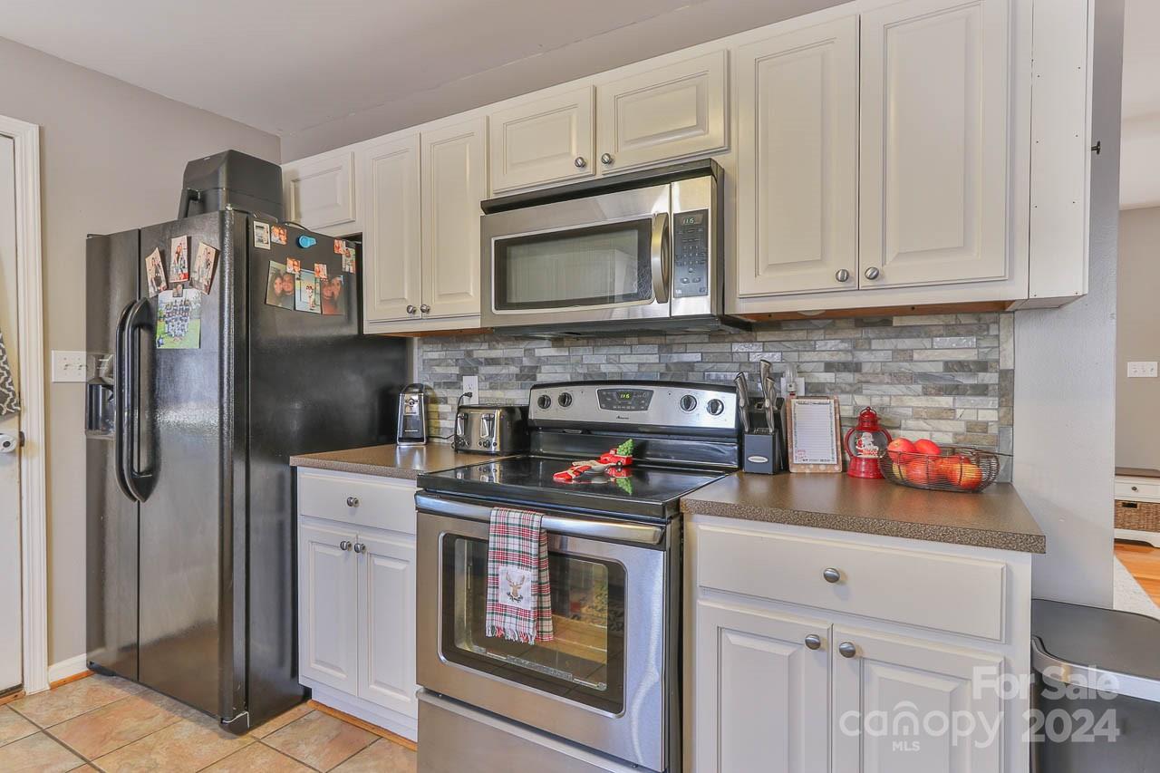 368 Cooper Road