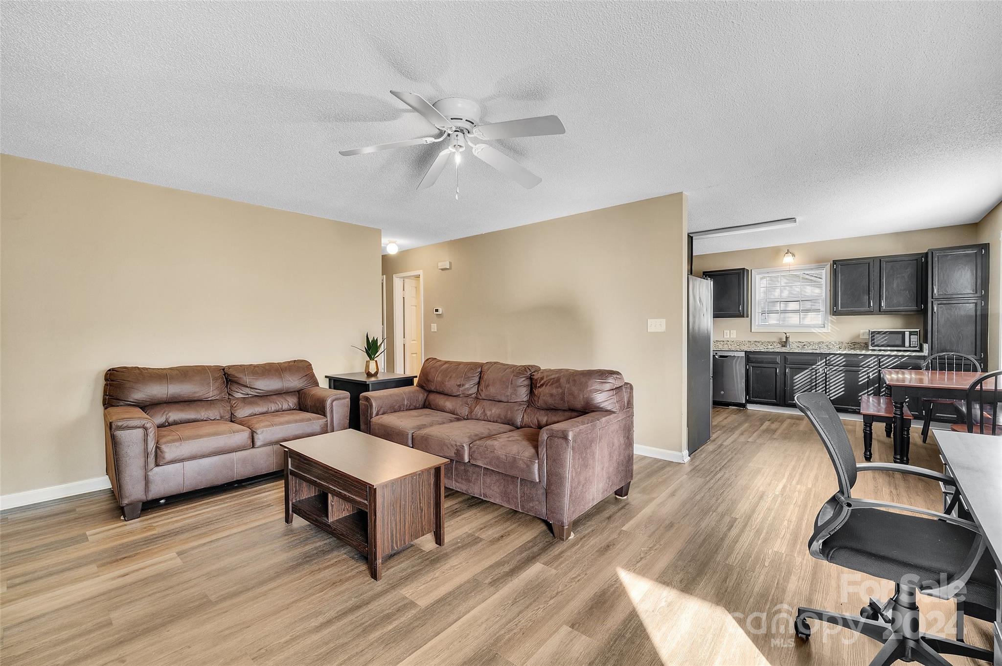 218 Carwen Court