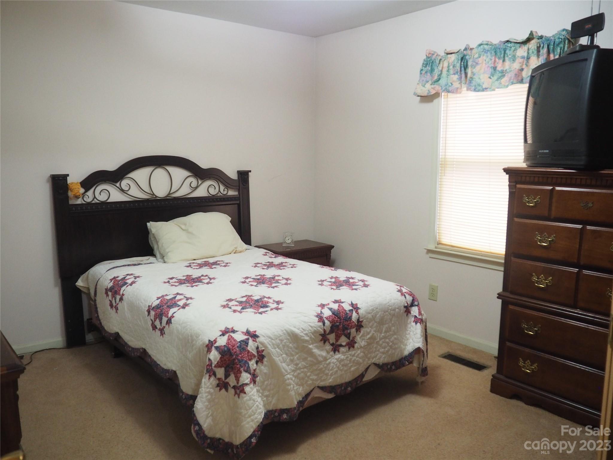 328 South Fork Meadows Drive