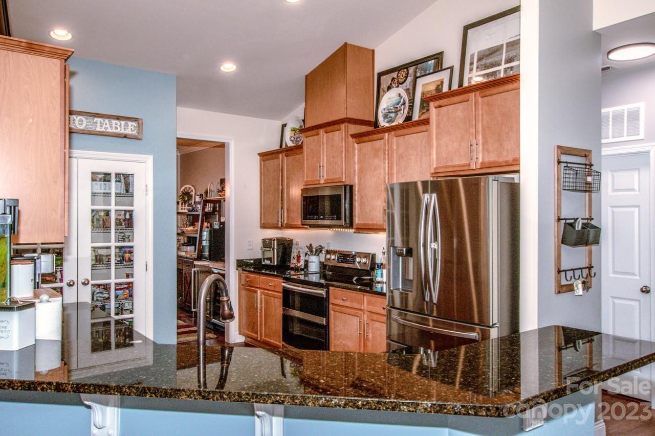 163 Sassafras Road