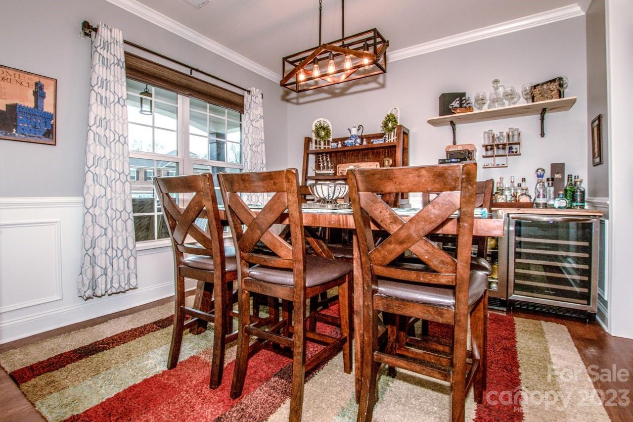 163 Sassafras Road