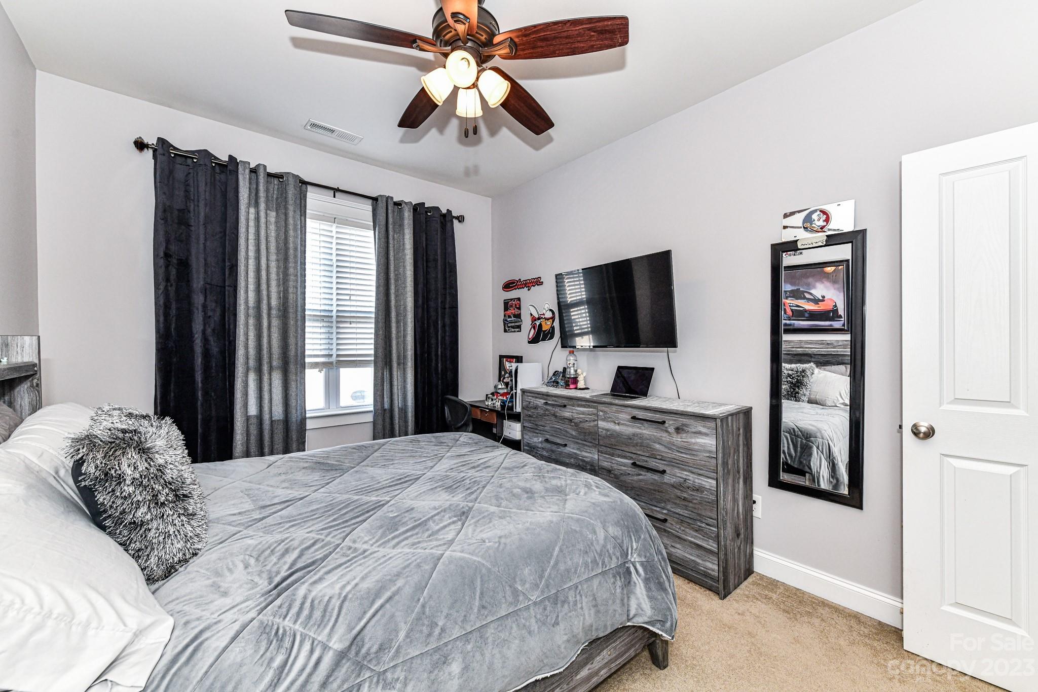 13636 Morehouse Street