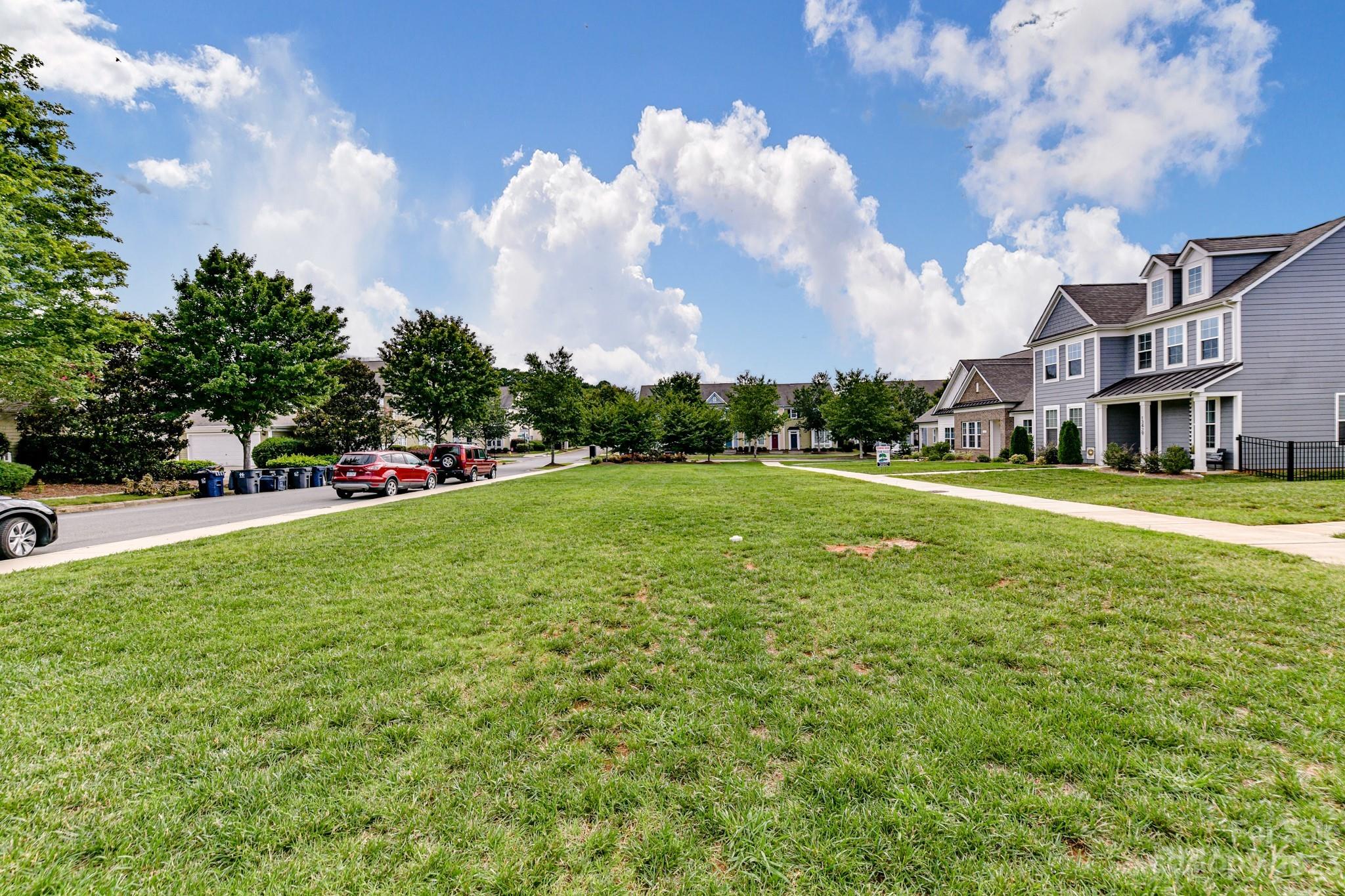 13636 Morehouse Street