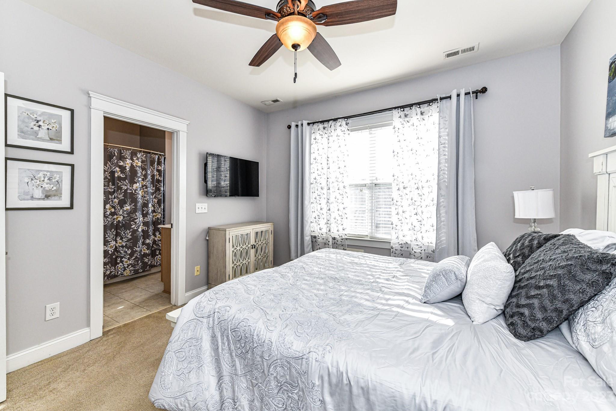 13636 Morehouse Street