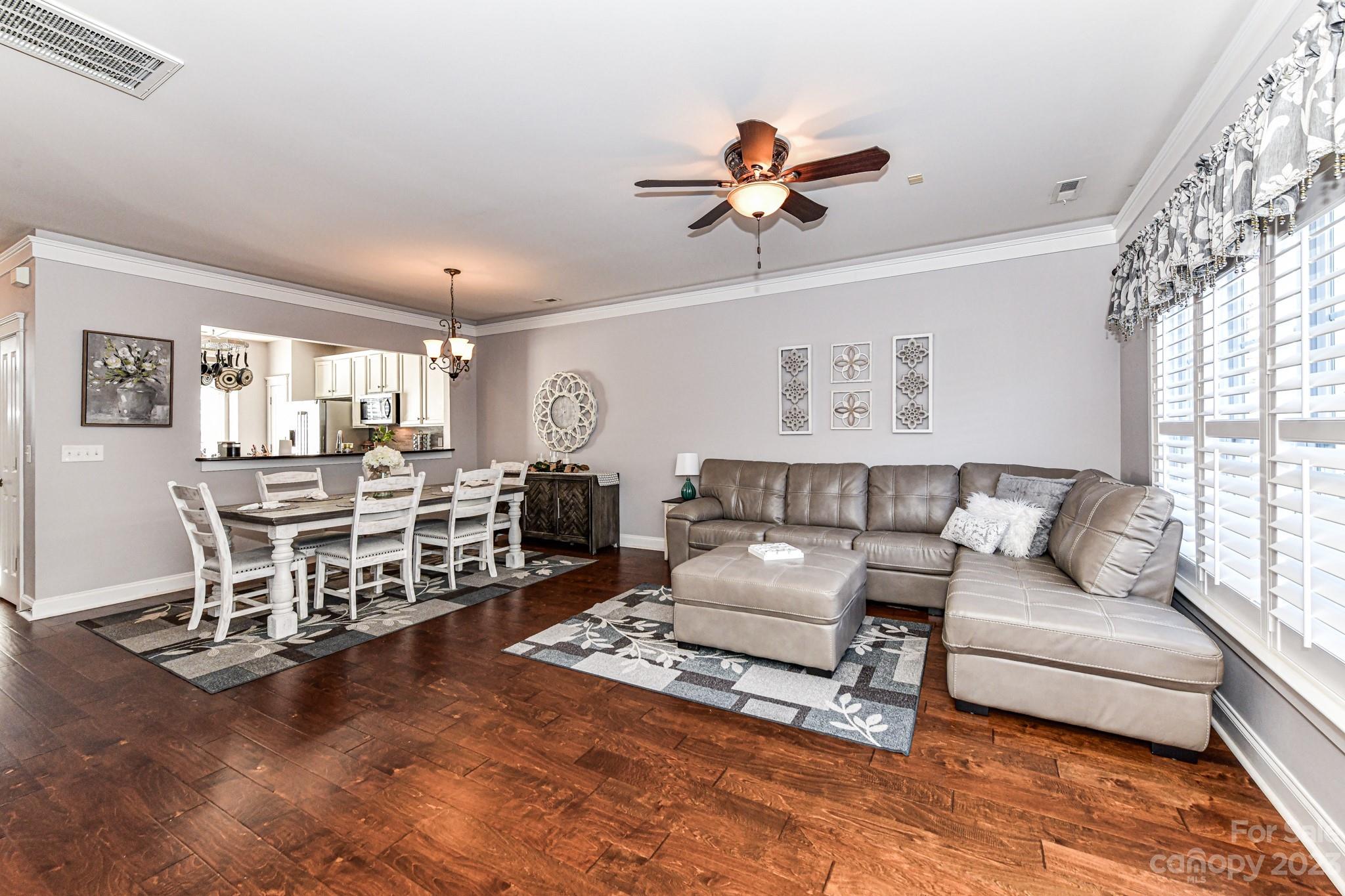 13636 Morehouse Street