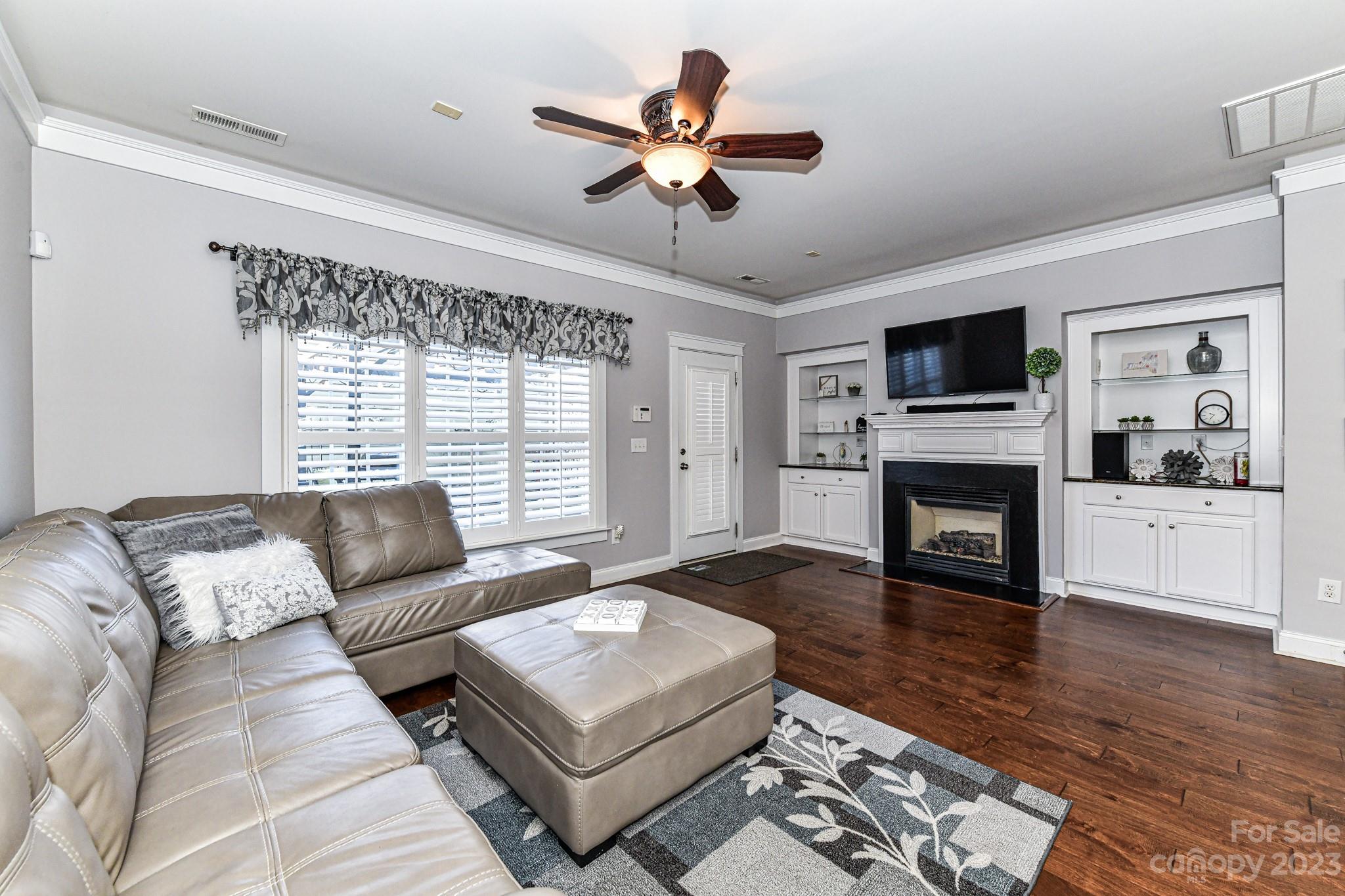 13636 Morehouse Street