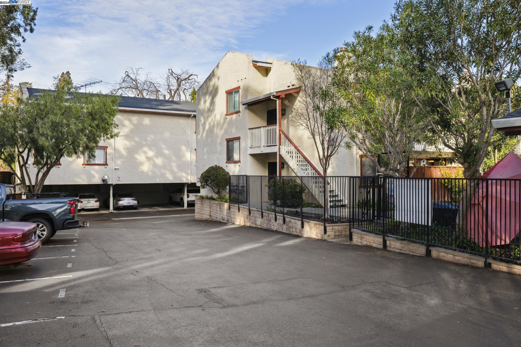 2625 Keystone Ave # 207