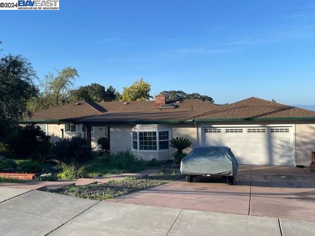 23685 Maud Ave