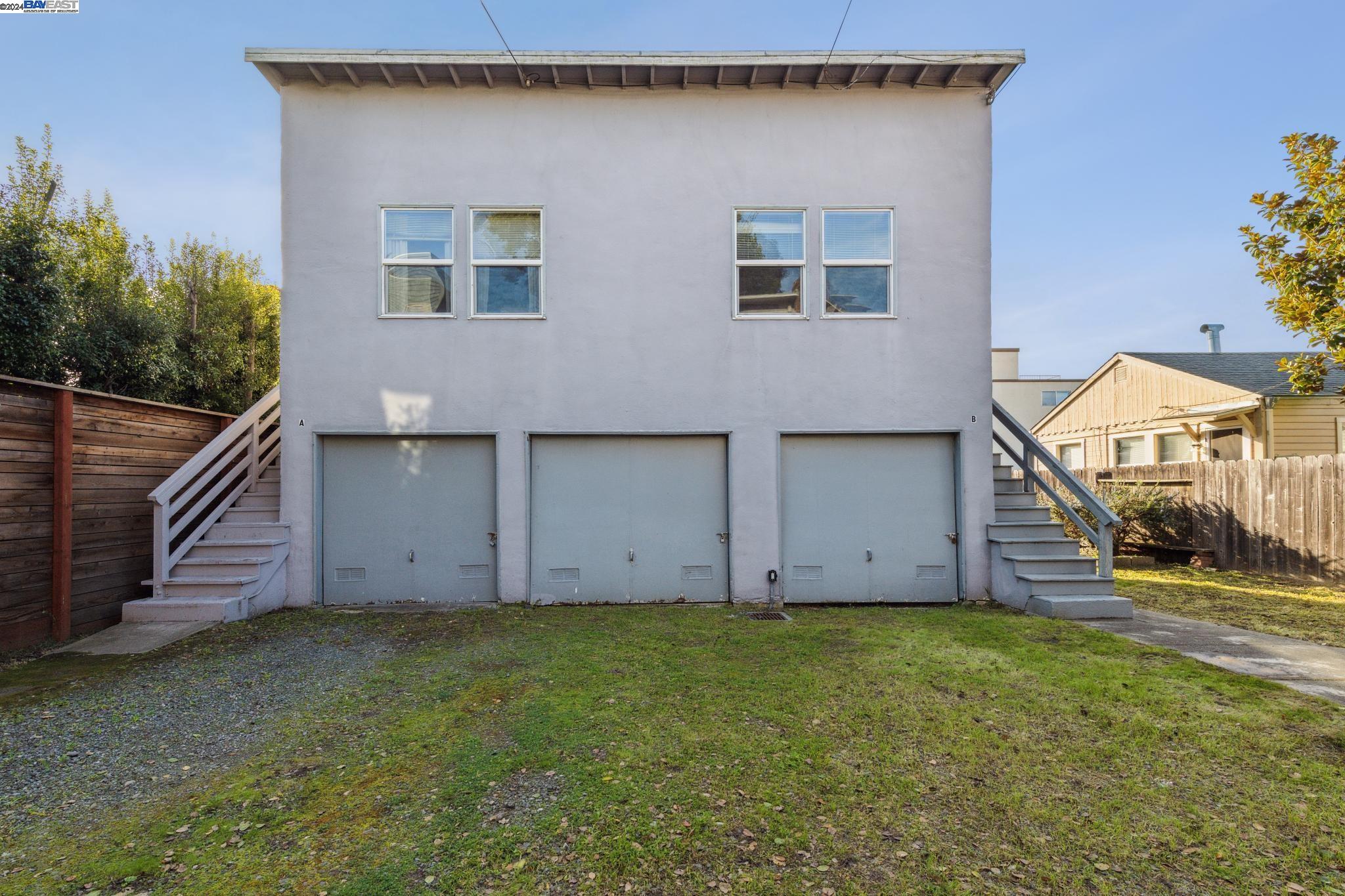 2238 Roosevelt Ave