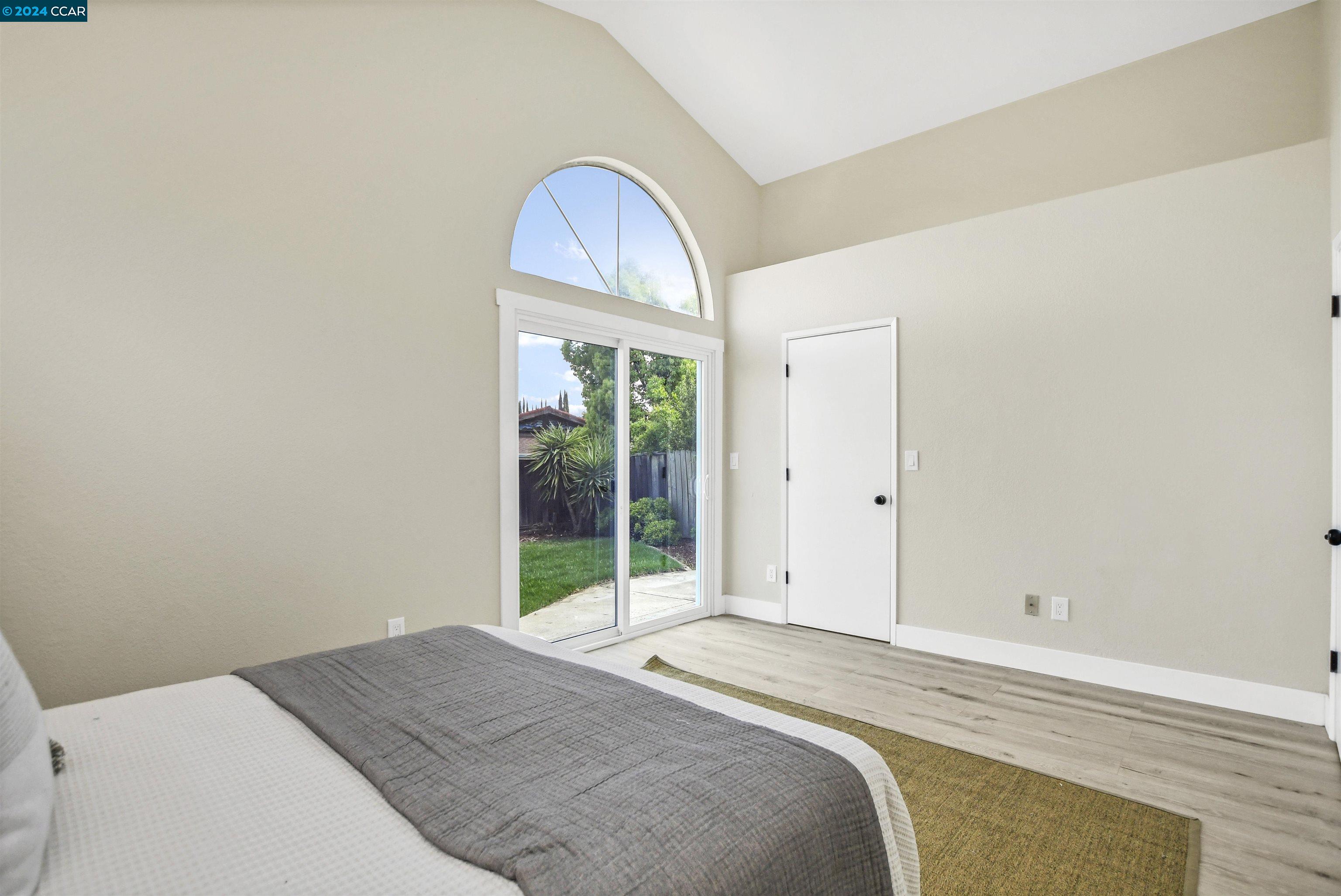 3013 Van Buren Ct