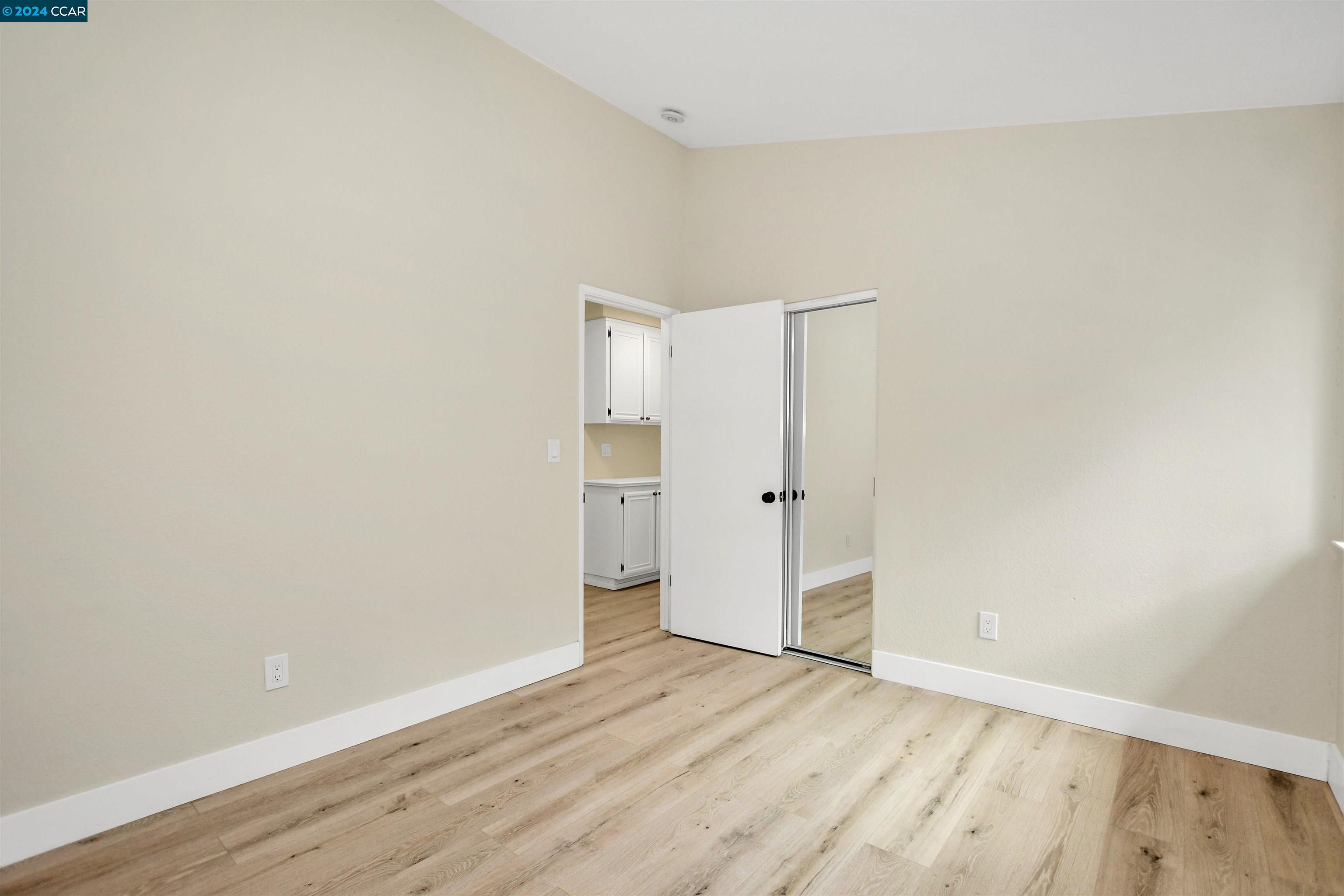3013 Van Buren Ct