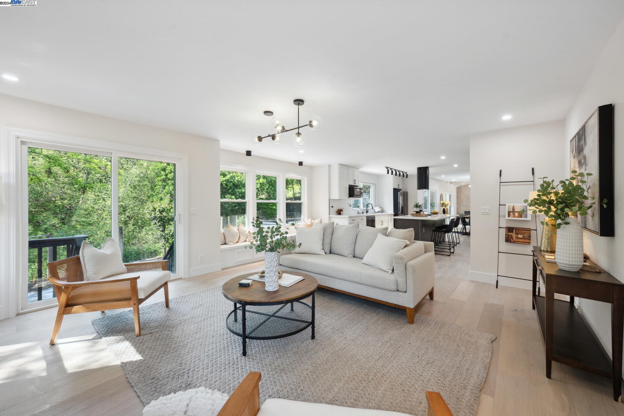10 Paradise Ct