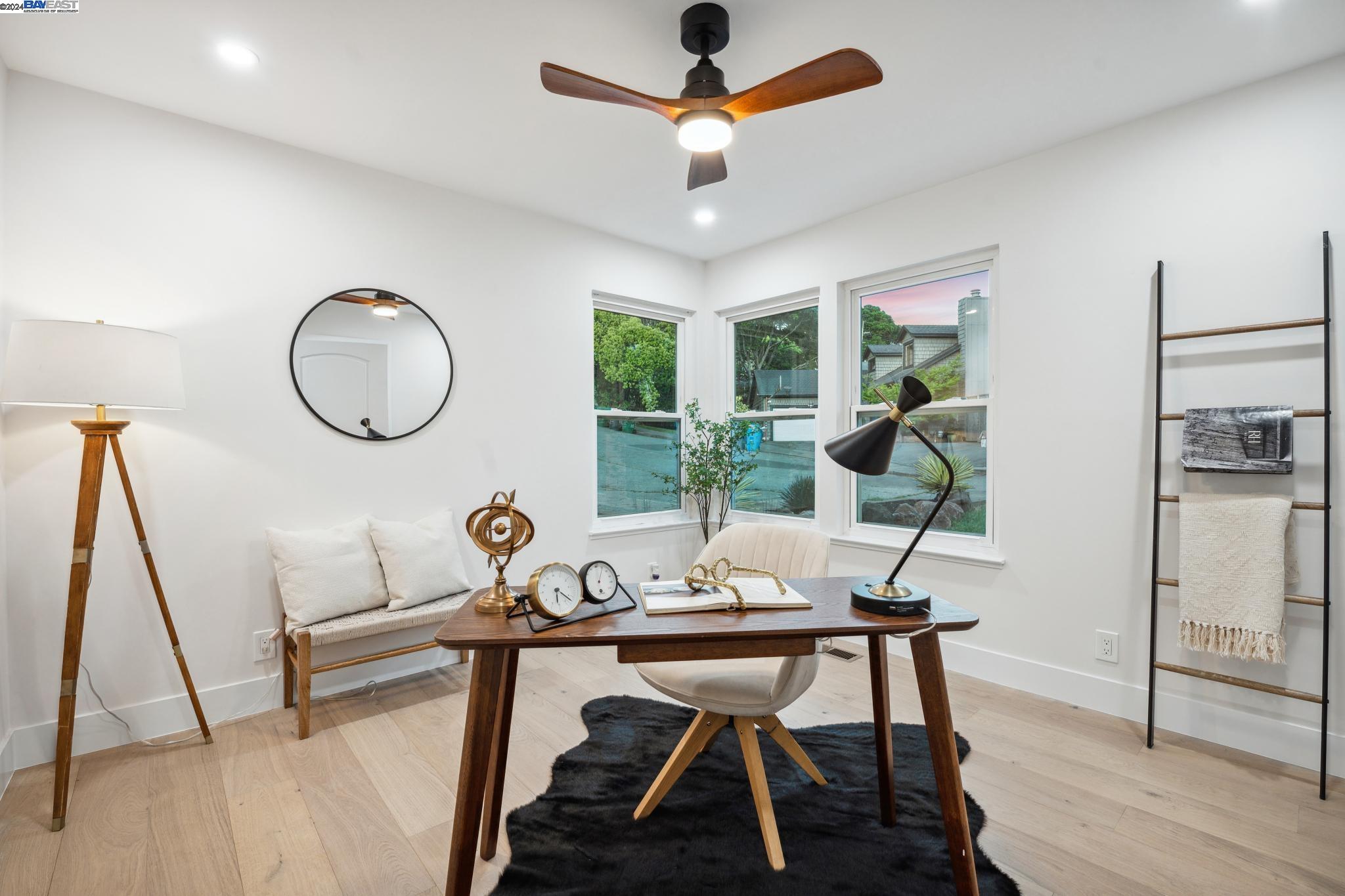 10 Paradise Ct