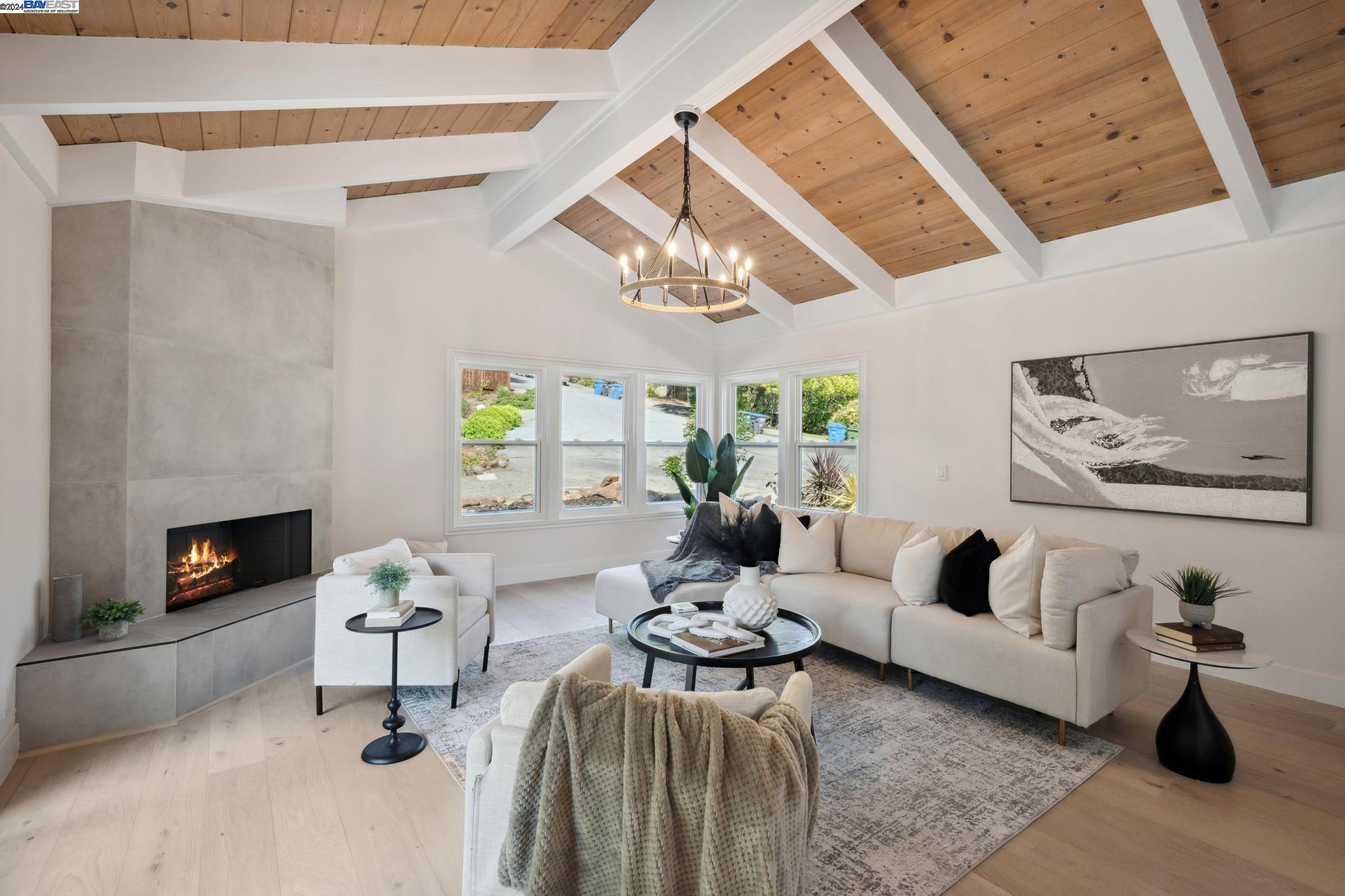 10 Paradise Ct