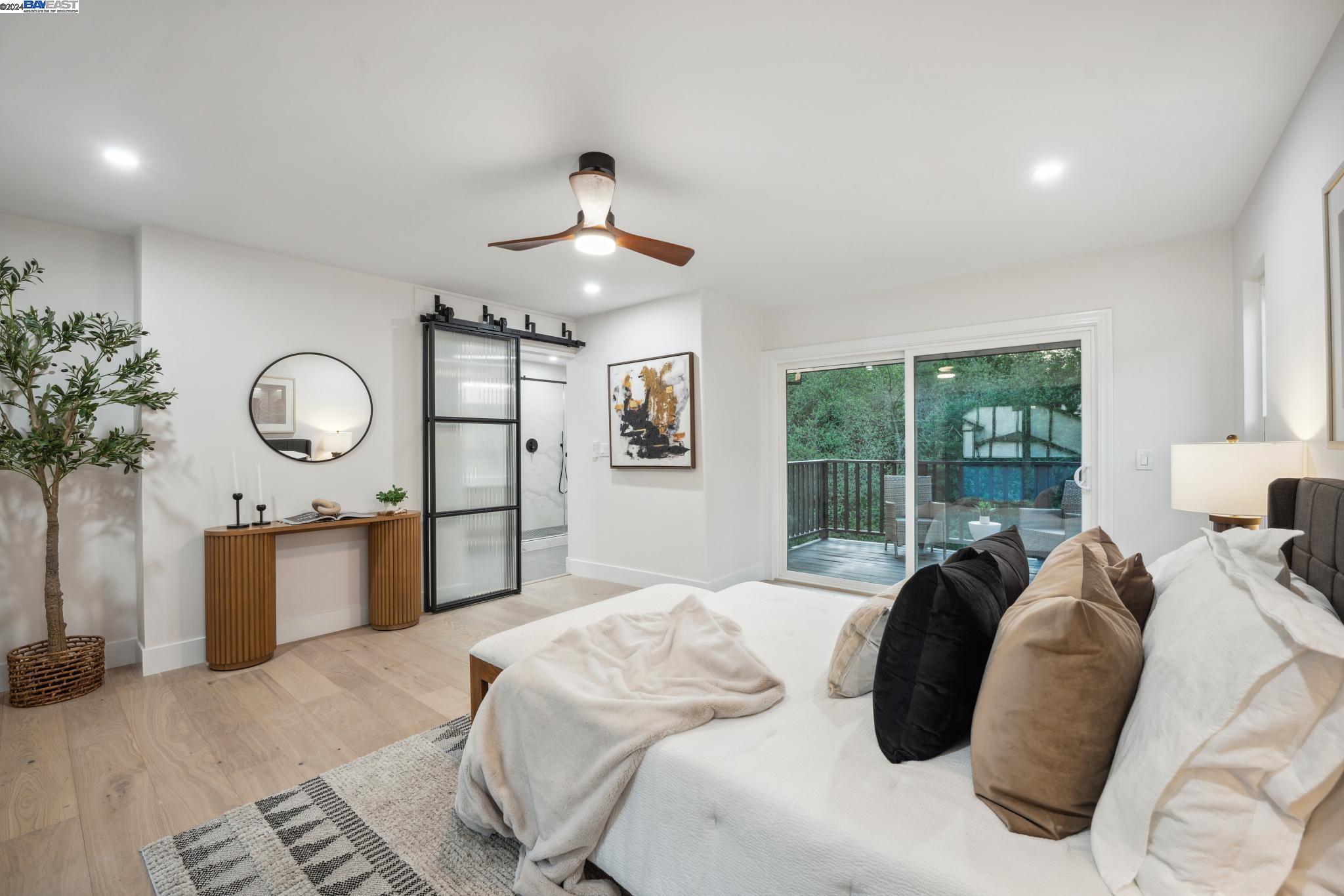 10 Paradise Ct
