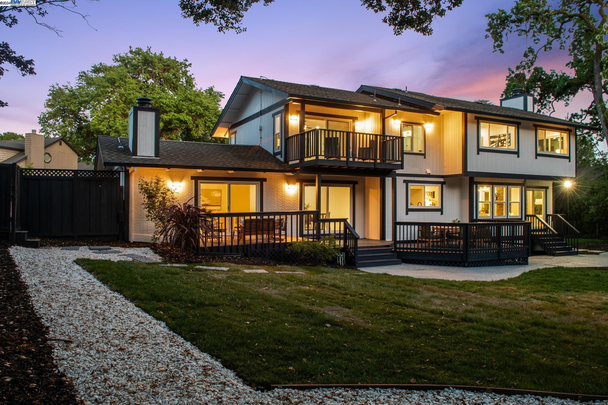 10 Paradise Ct