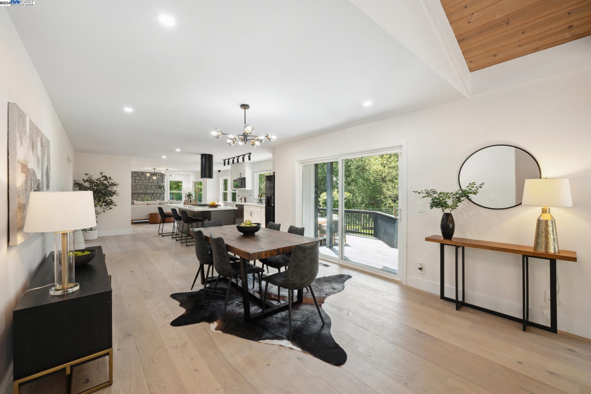 10 Paradise Ct