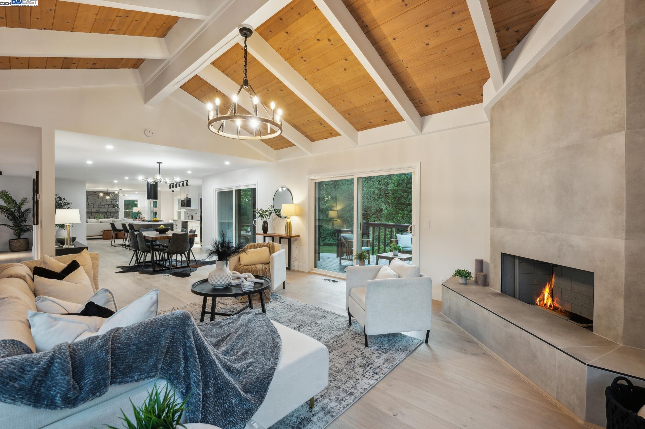 10 Paradise Ct