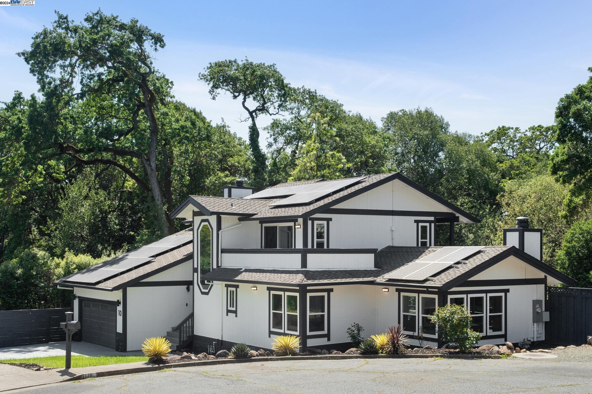 10 Paradise Ct