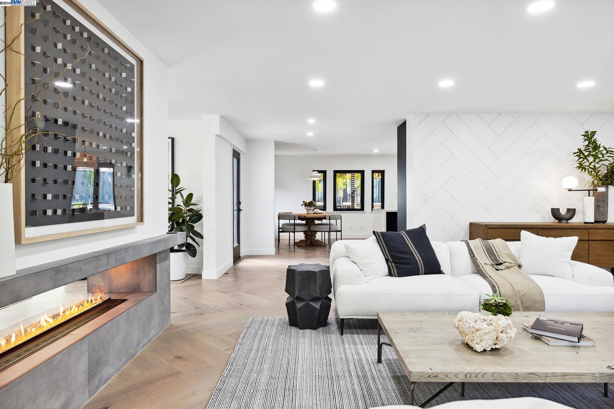 1510 Avenida Nueva