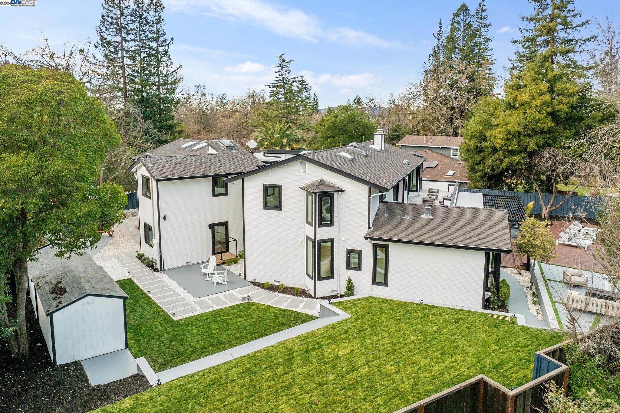 1510 Avenida Nueva