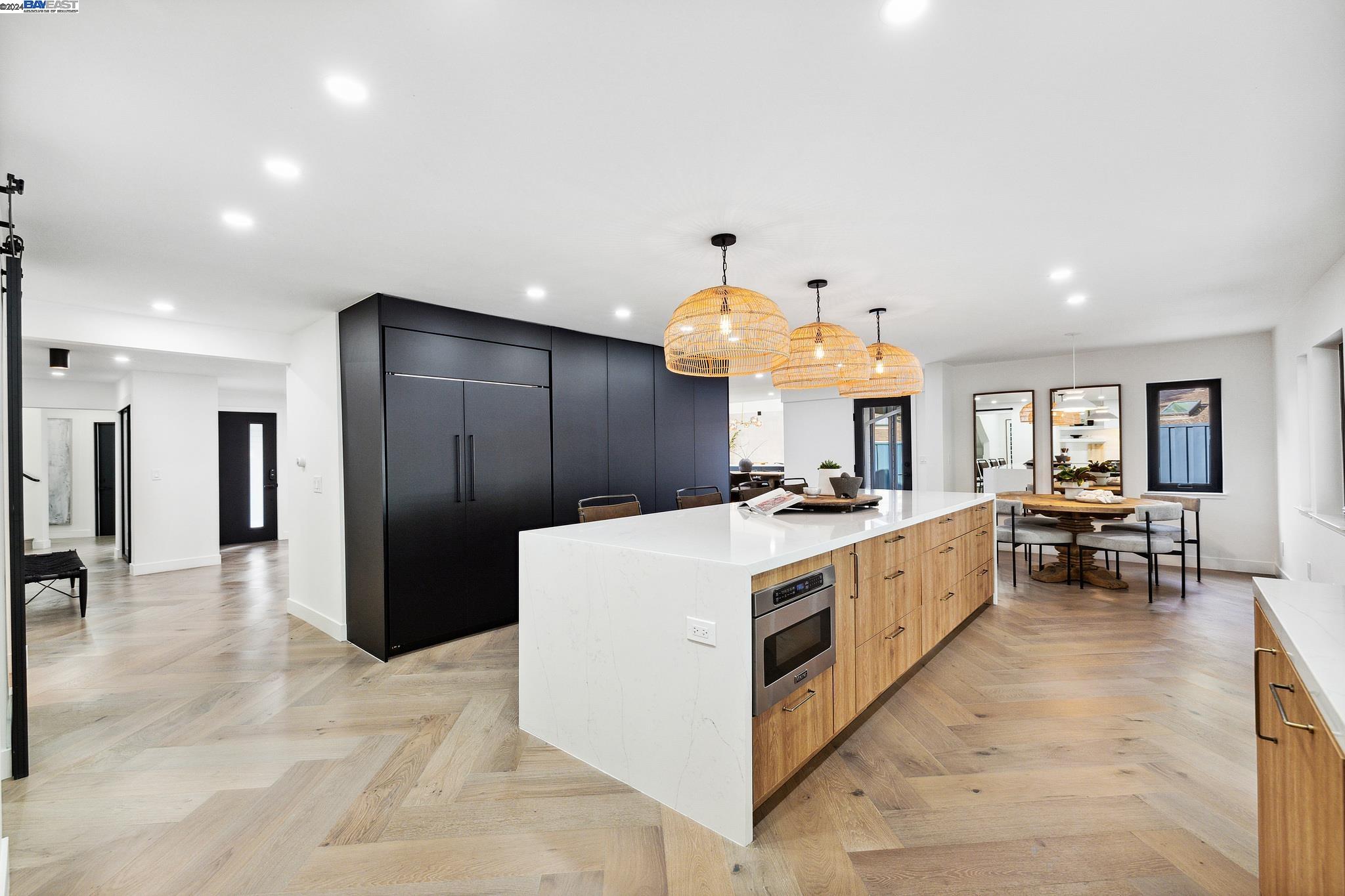 1510 Avenida Nueva
