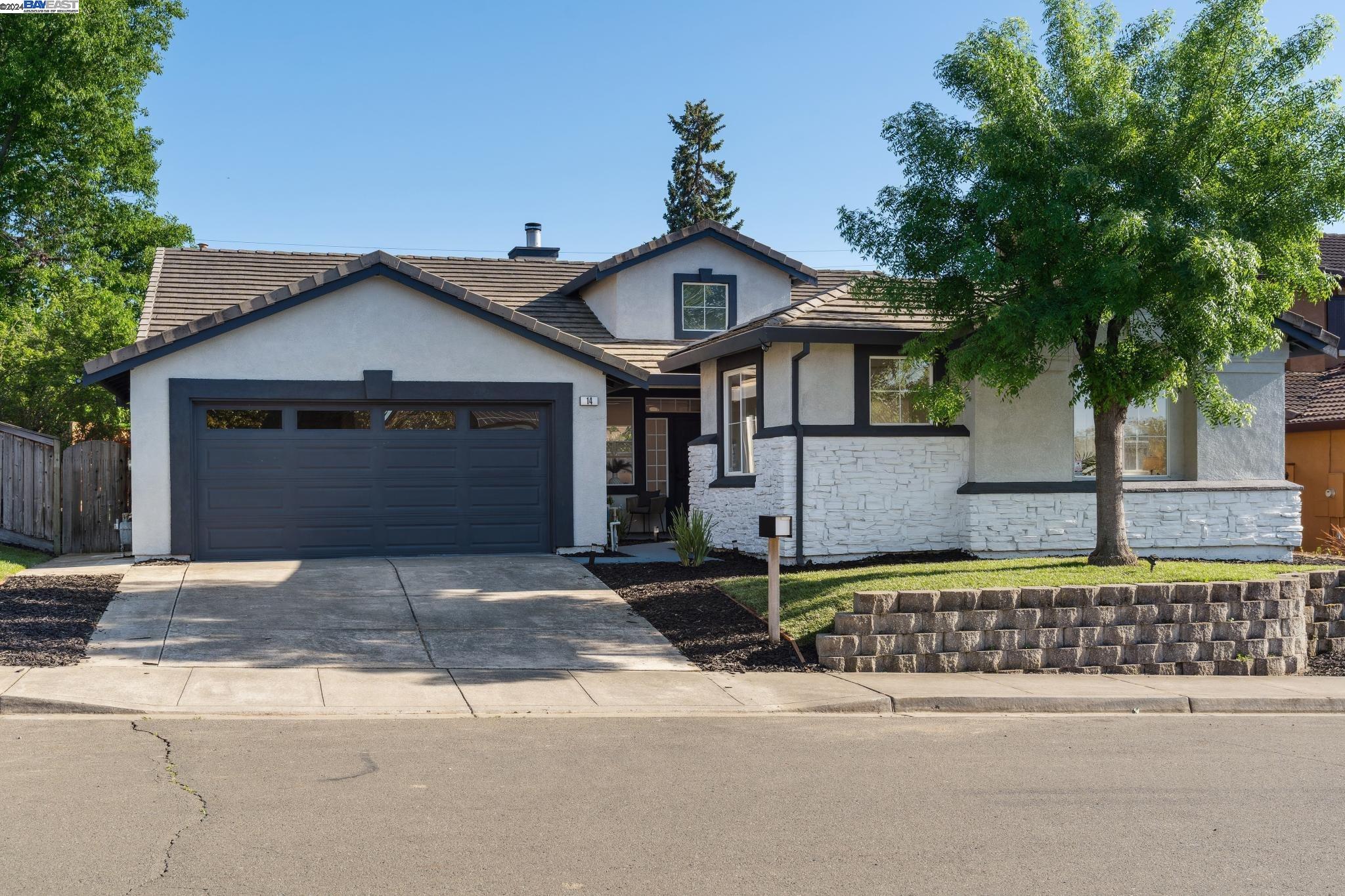 14 Goldfinch Dr