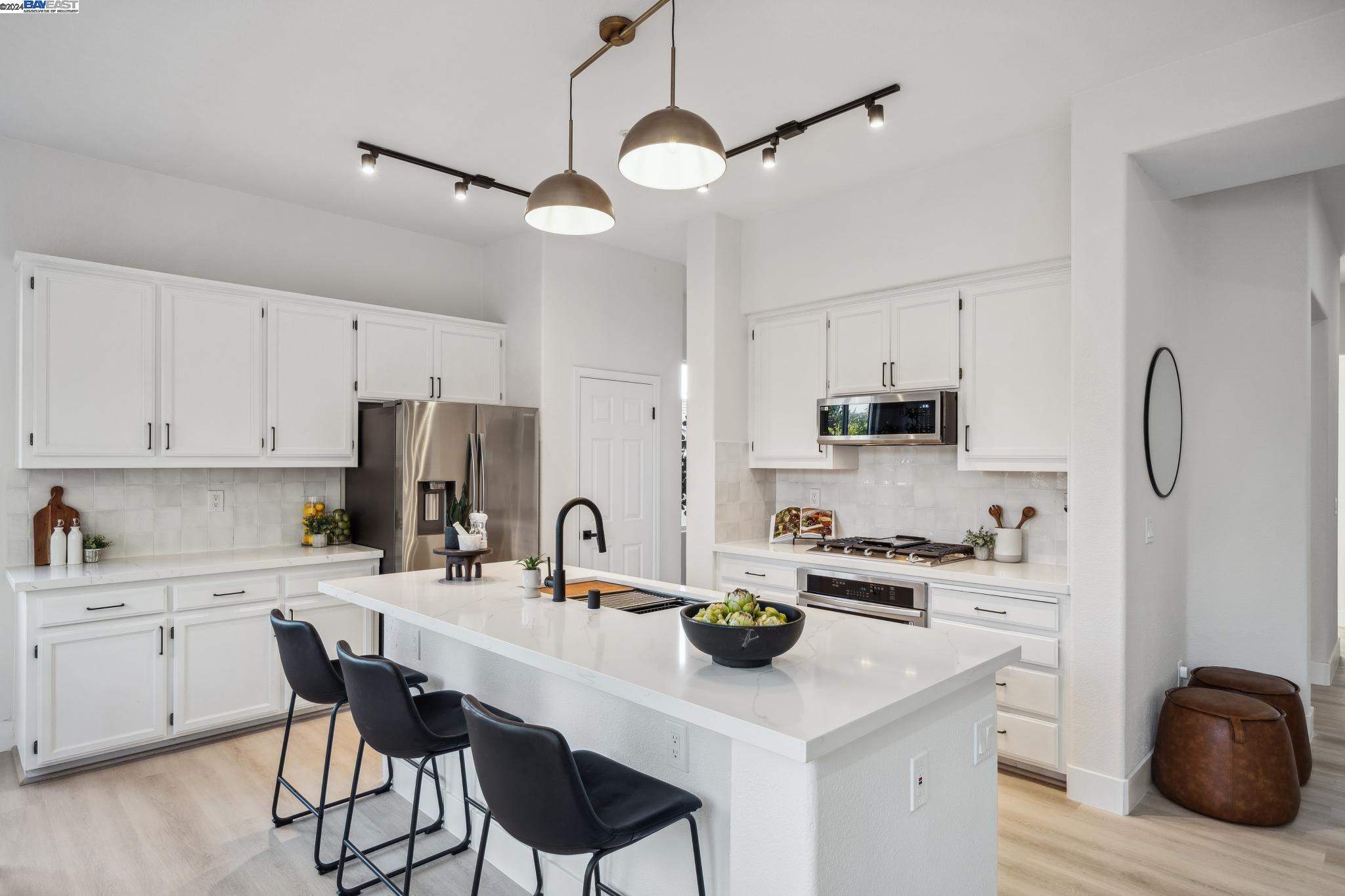 14 Goldfinch Dr