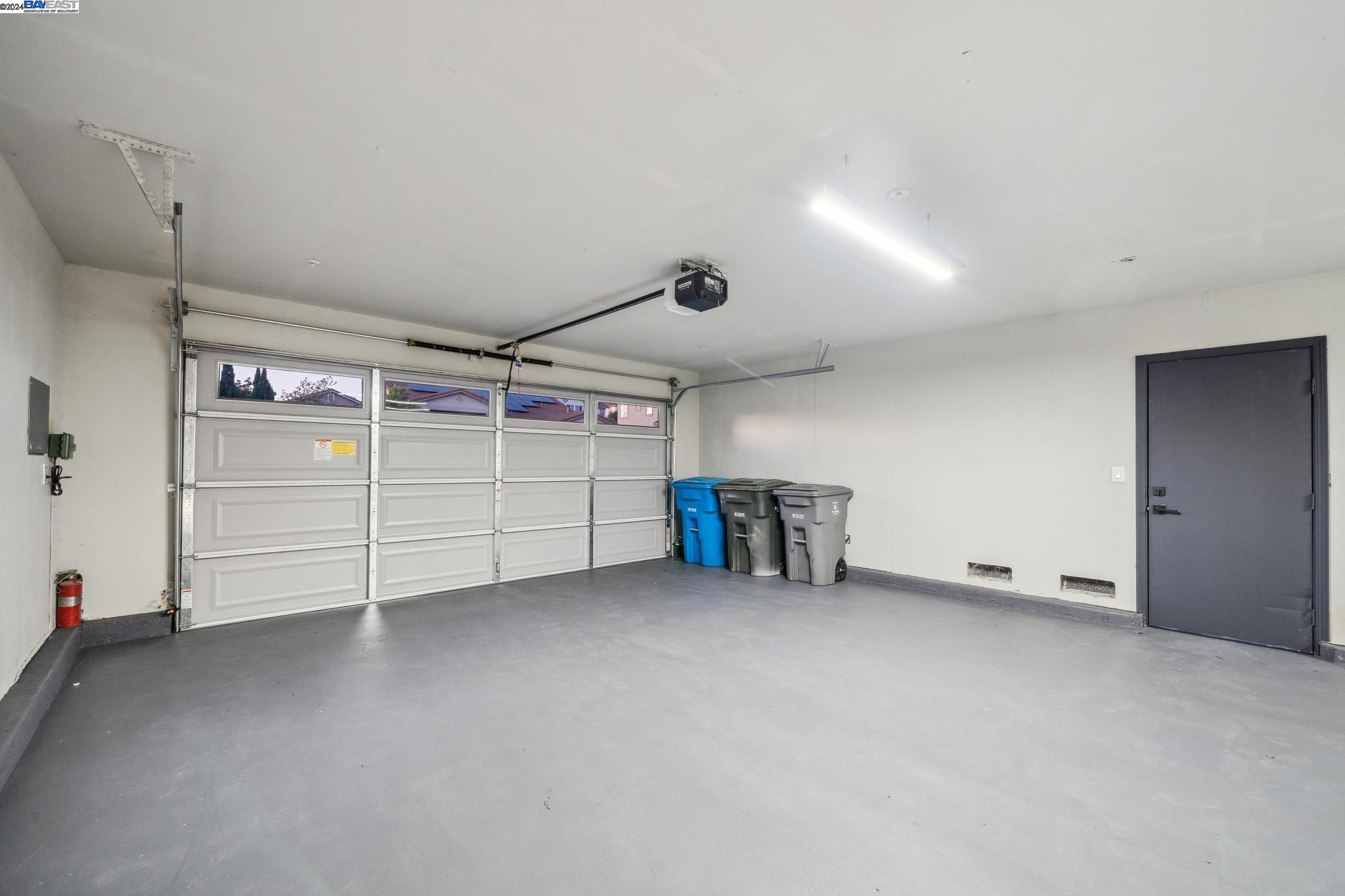 14 Goldfinch Dr