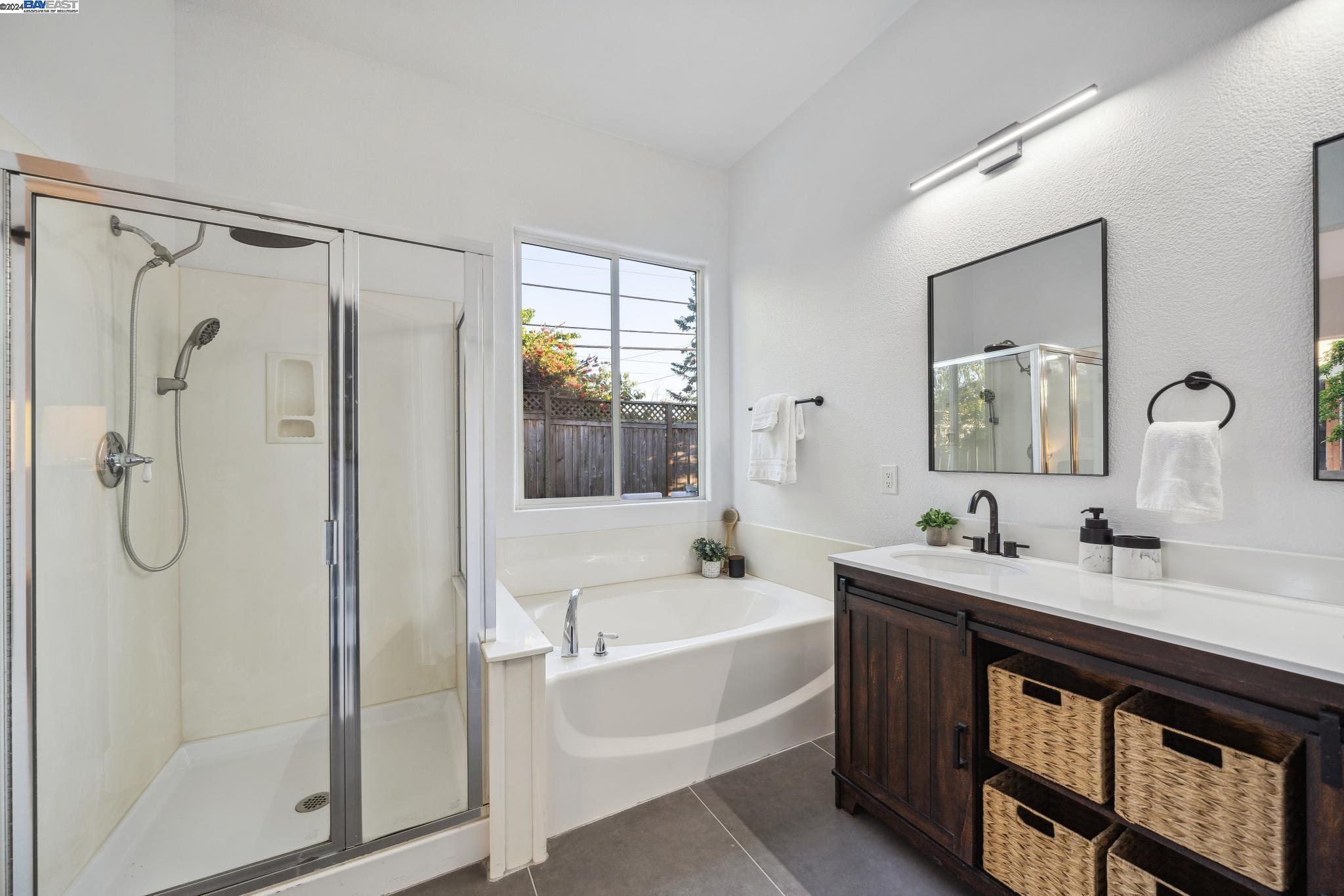 14 Goldfinch Dr