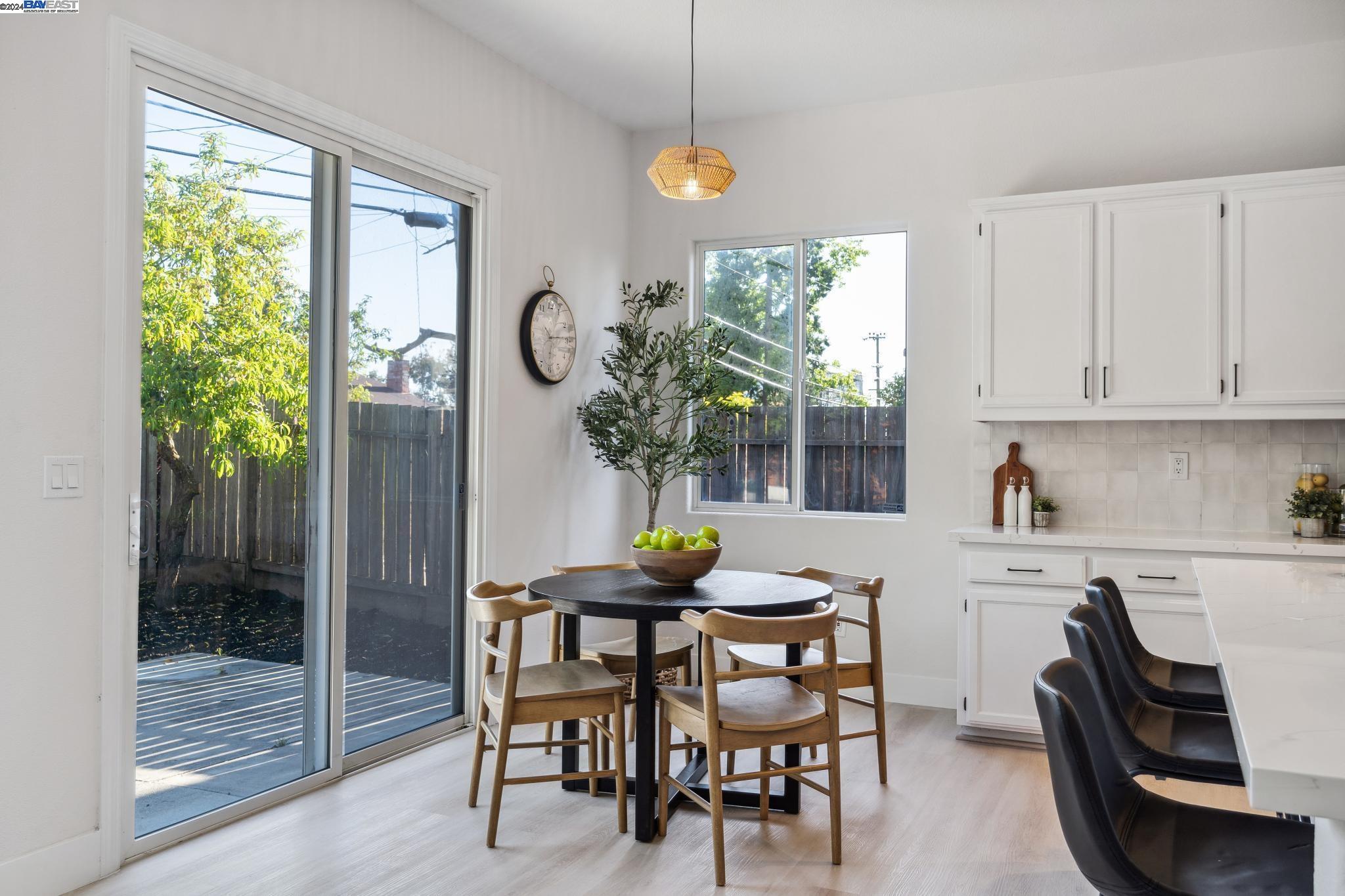 14 Goldfinch Dr