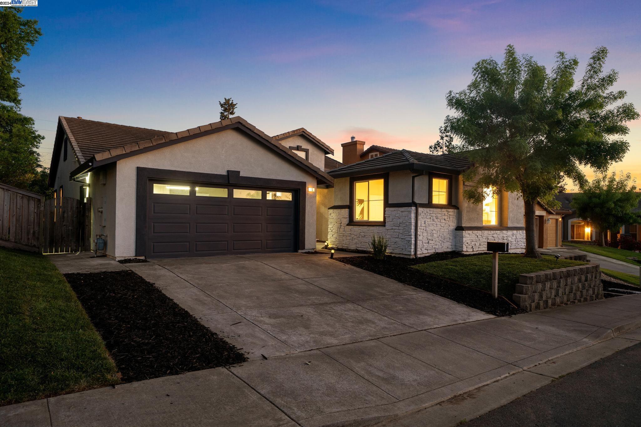 14 Goldfinch Dr