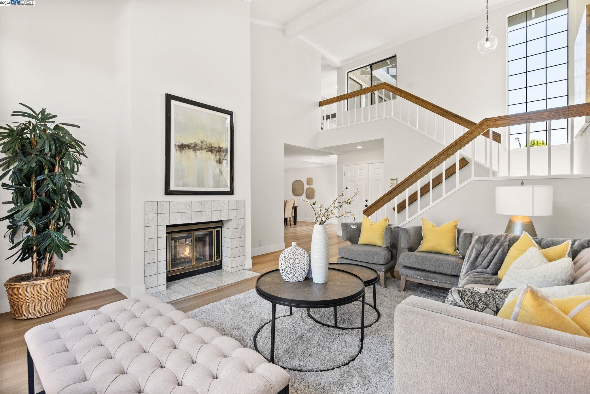 4211 High Knoll Dr