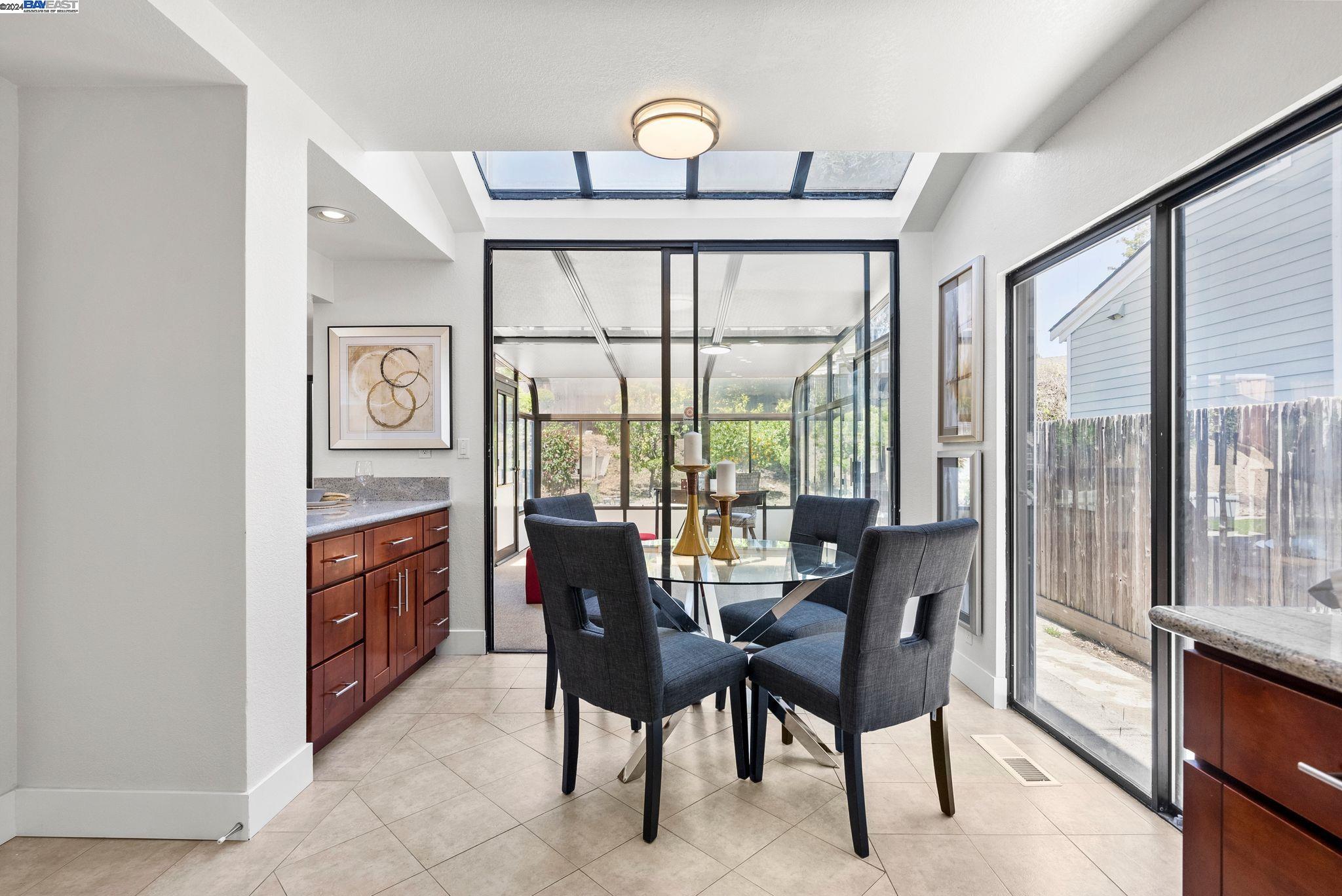 4211 High Knoll Dr