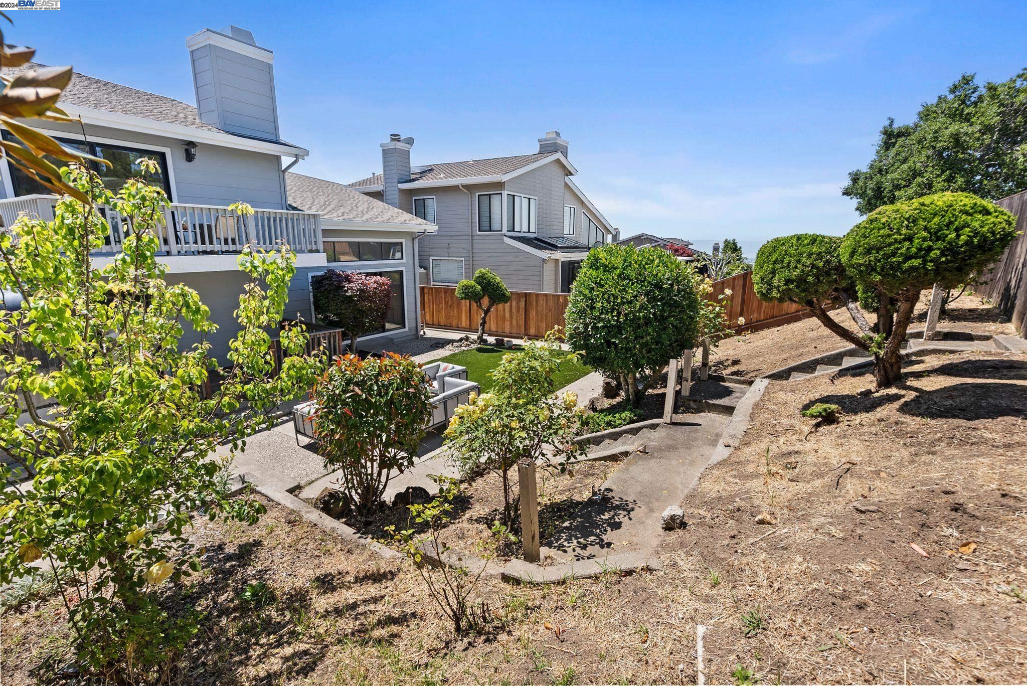 4211 High Knoll Dr