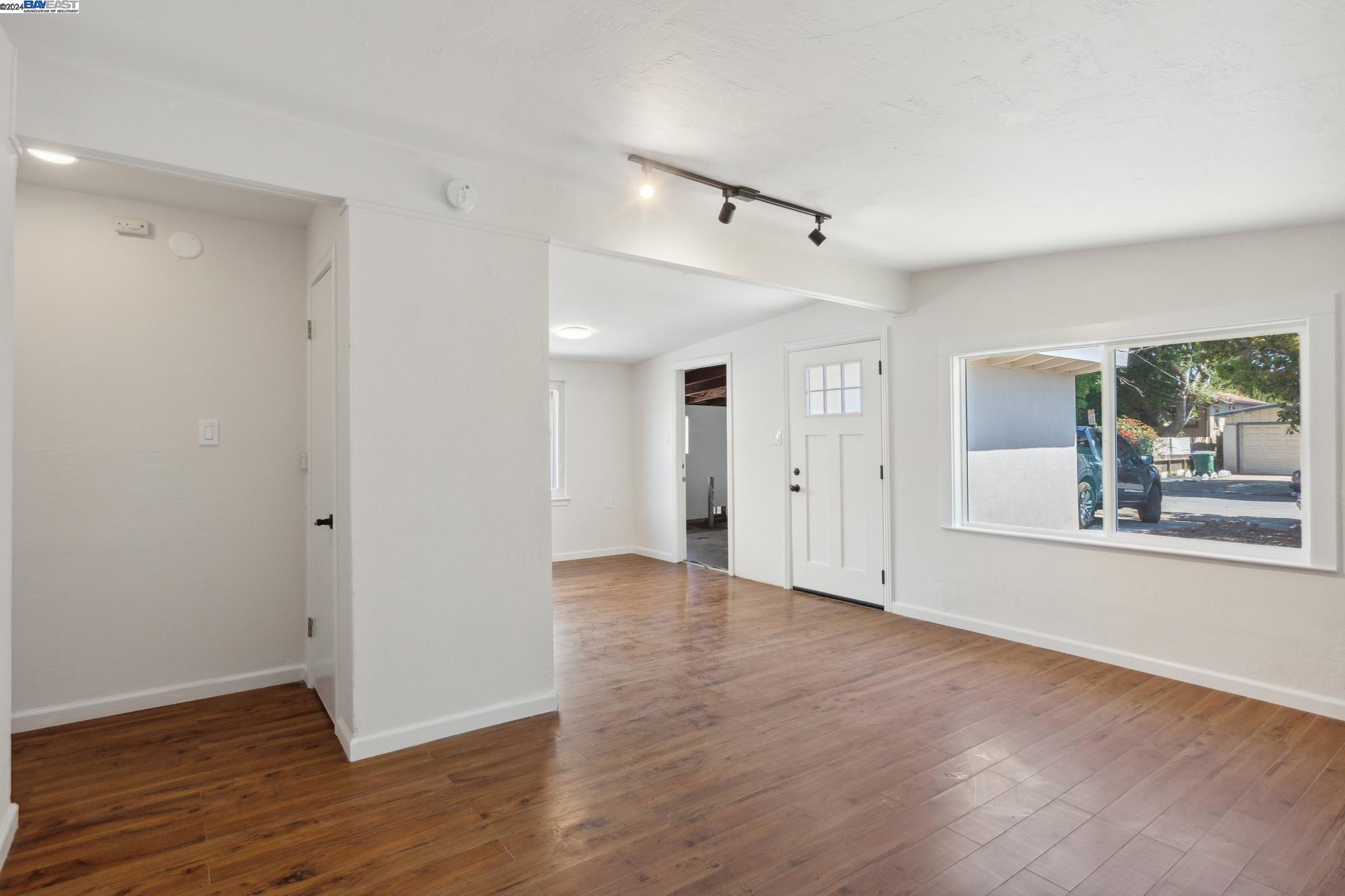 433 Alamo Ave