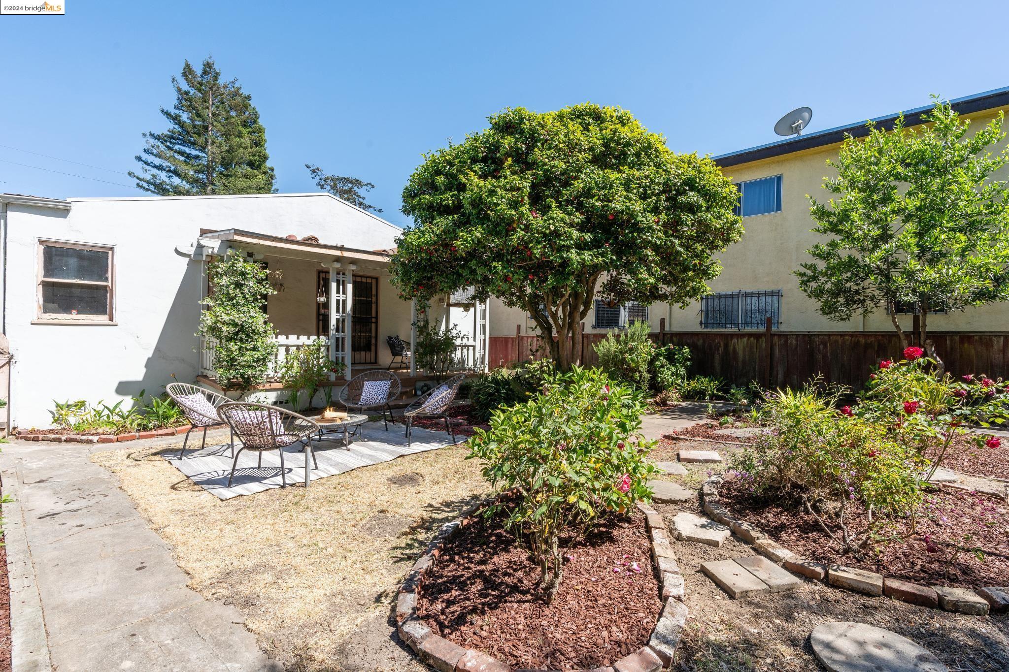 2939 22nd Ave