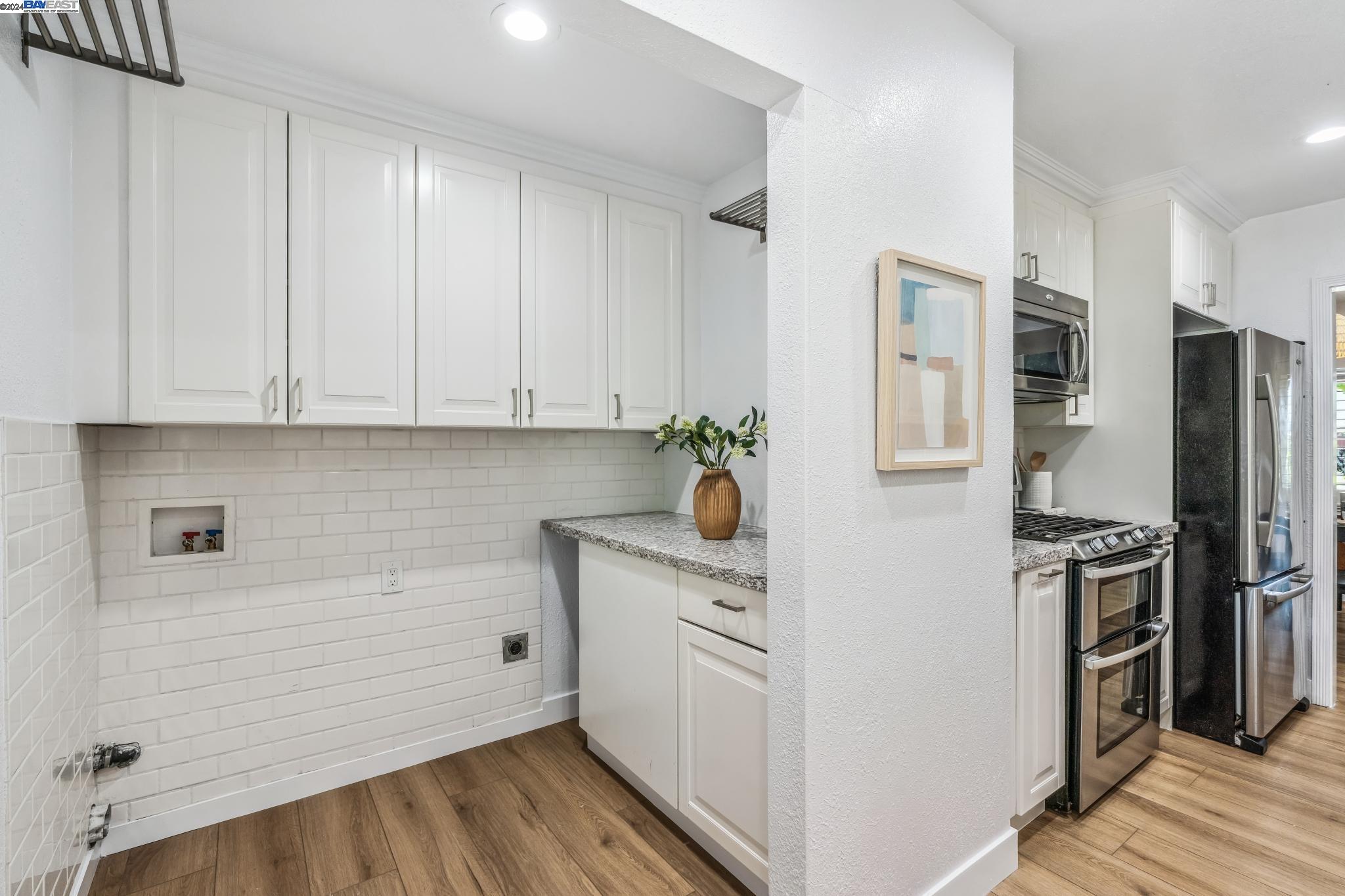 1549 Shirley Dr