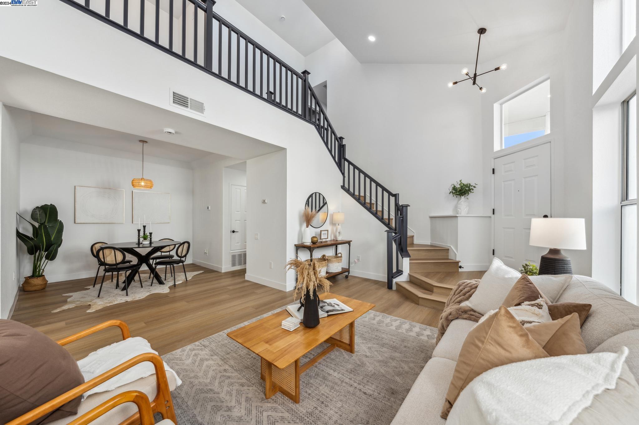 222 S Wildwood