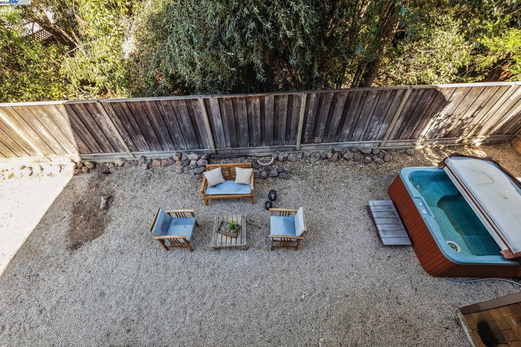 2948 Del Loma Dr