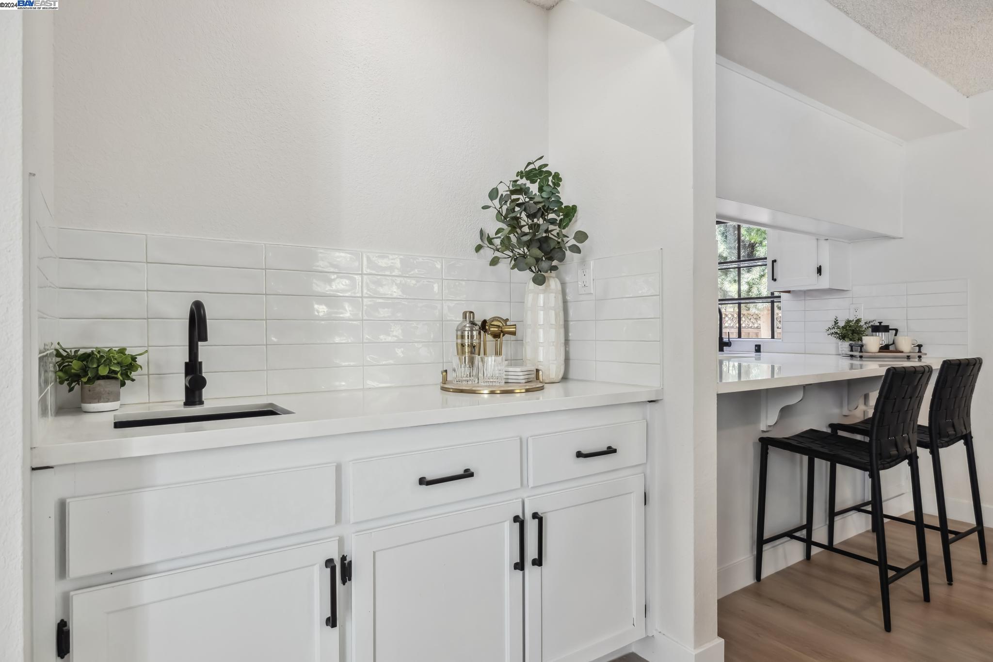 2948 Del Loma Dr
