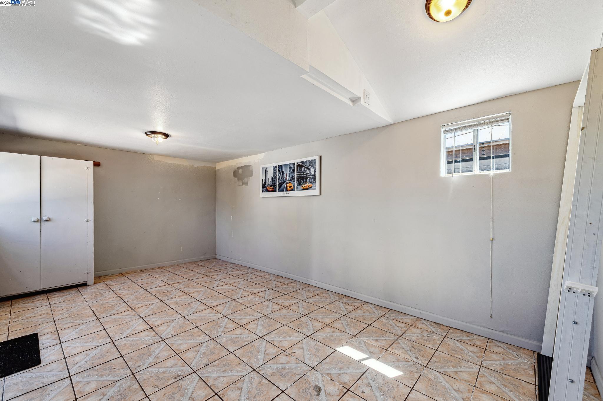 2750 106Th Ave