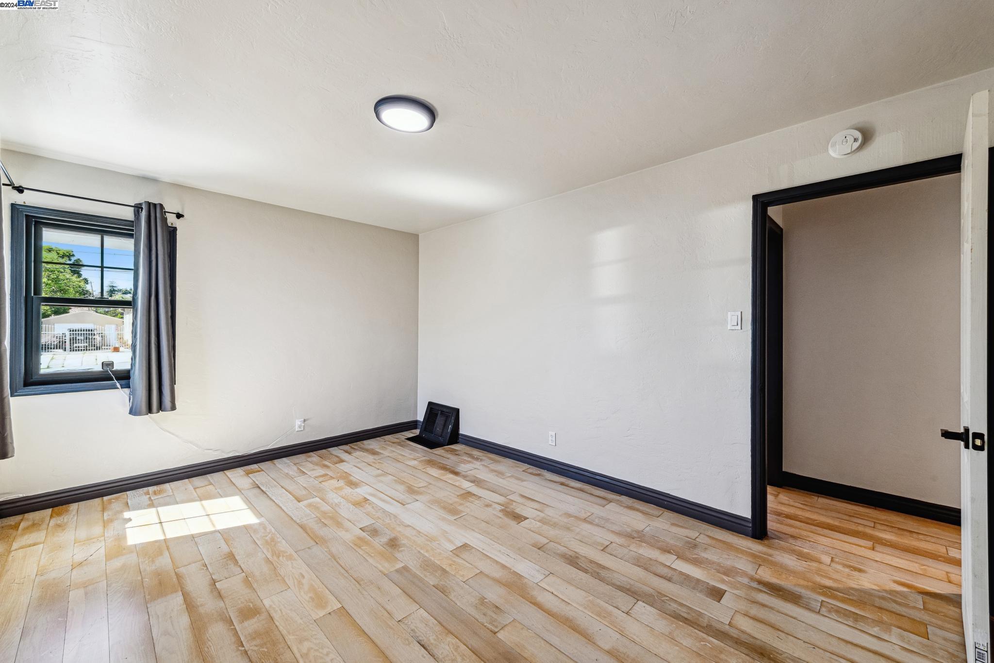 2750 106Th Ave