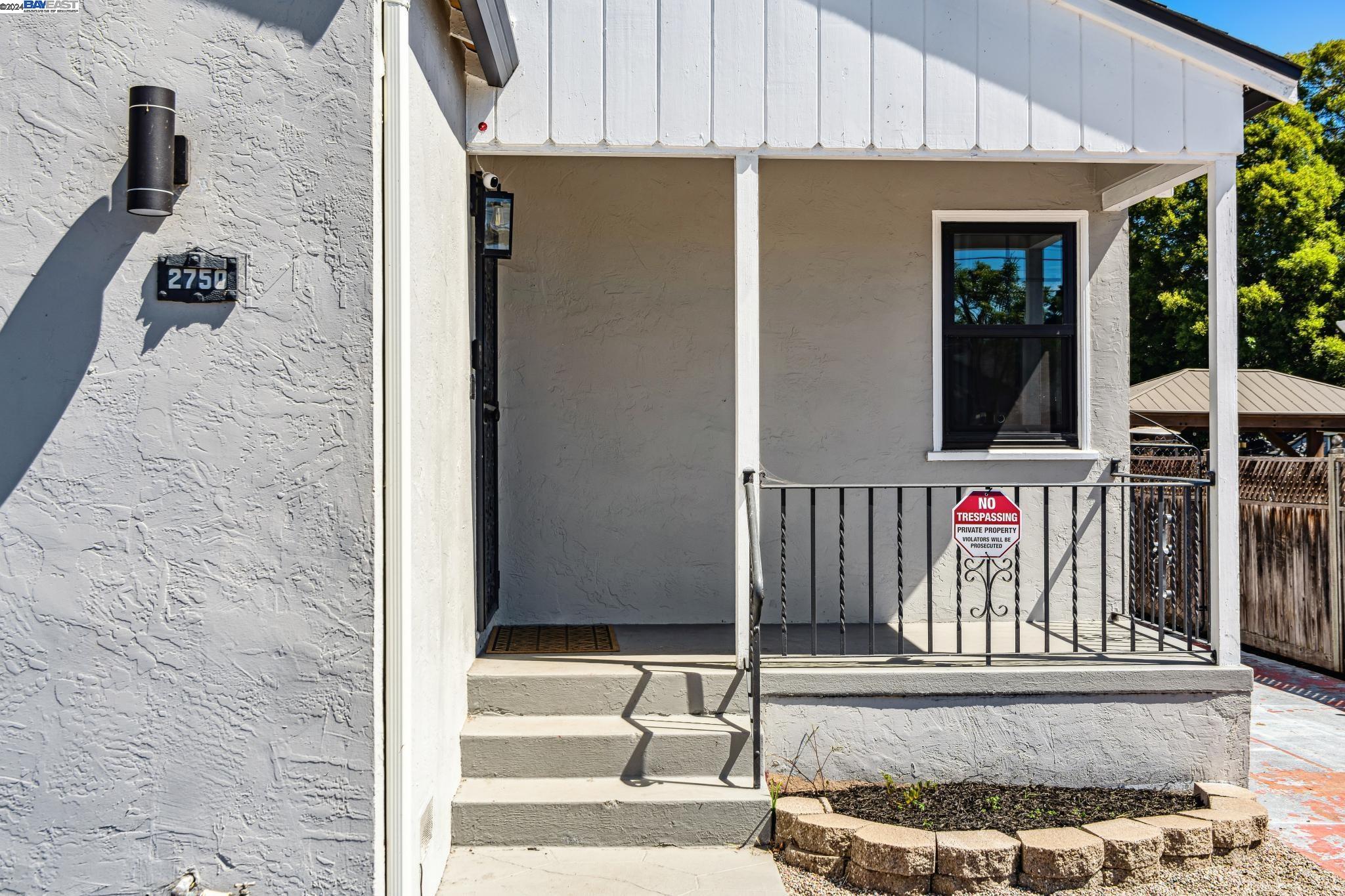 2750 106Th Ave