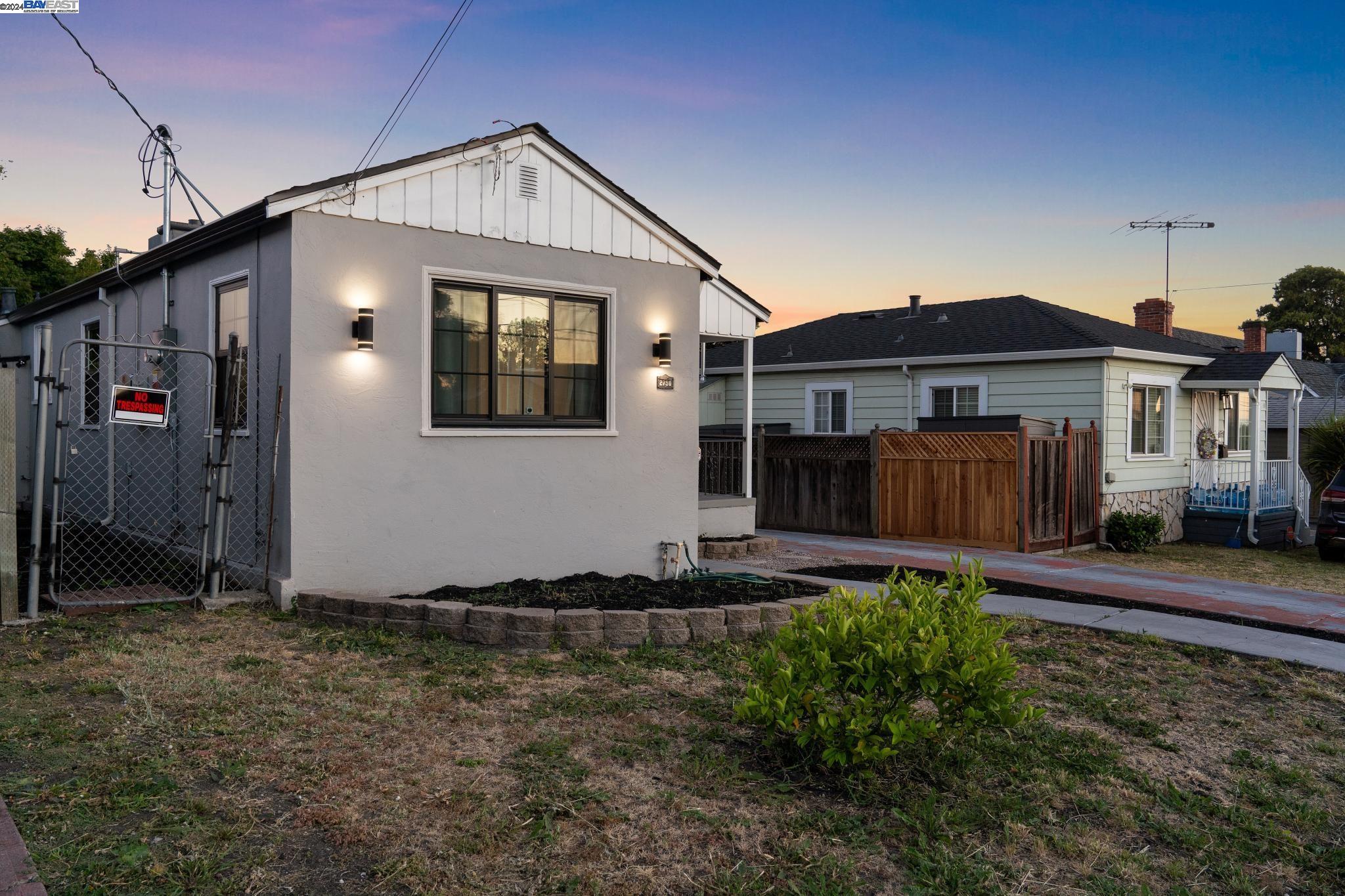 2750 106Th Ave
