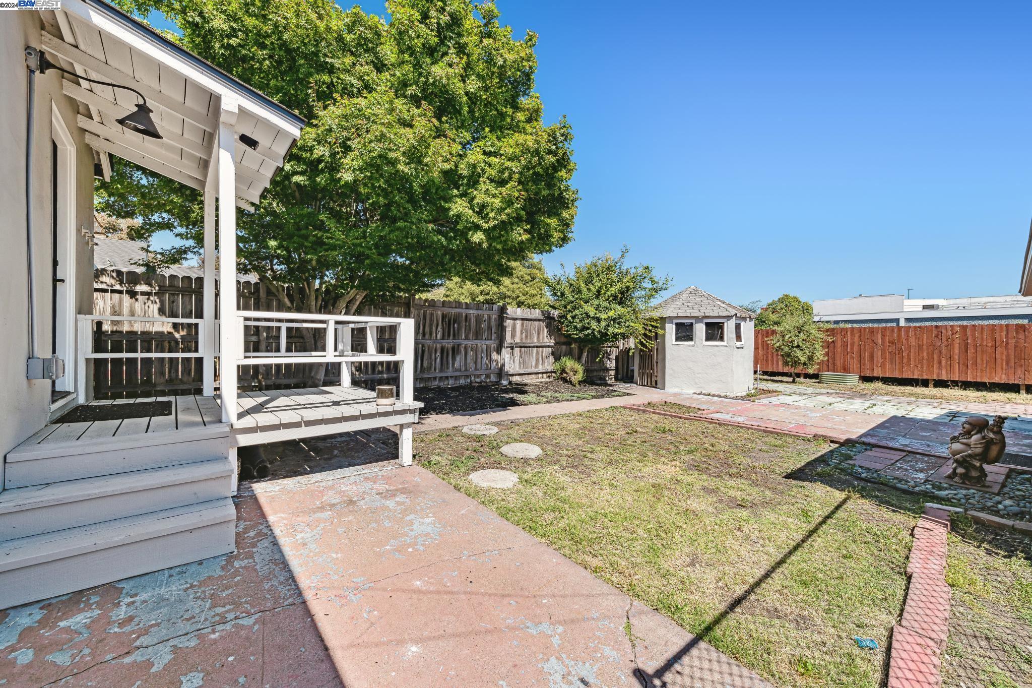 2750 106Th Ave