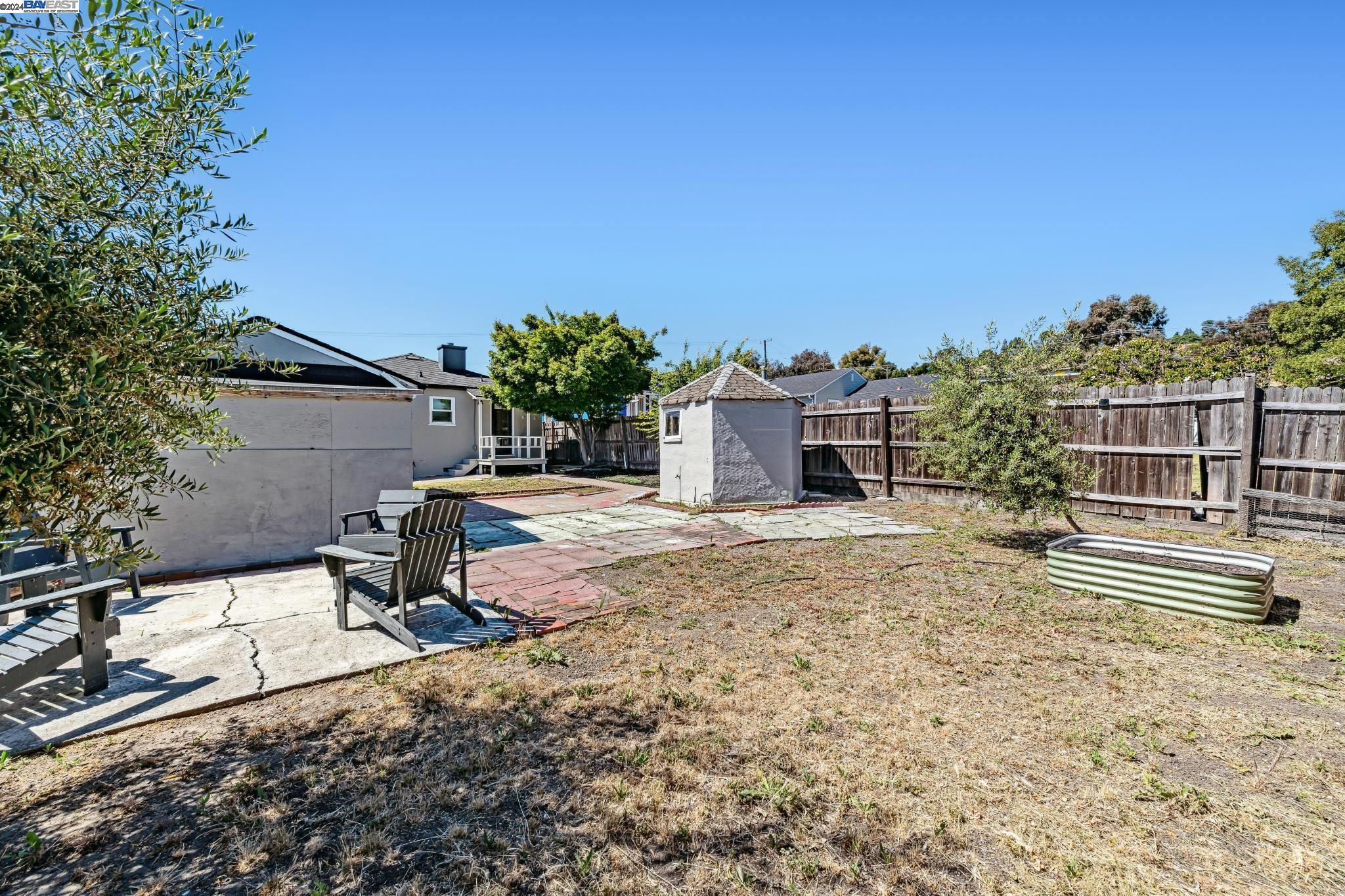 2750 106Th Ave
