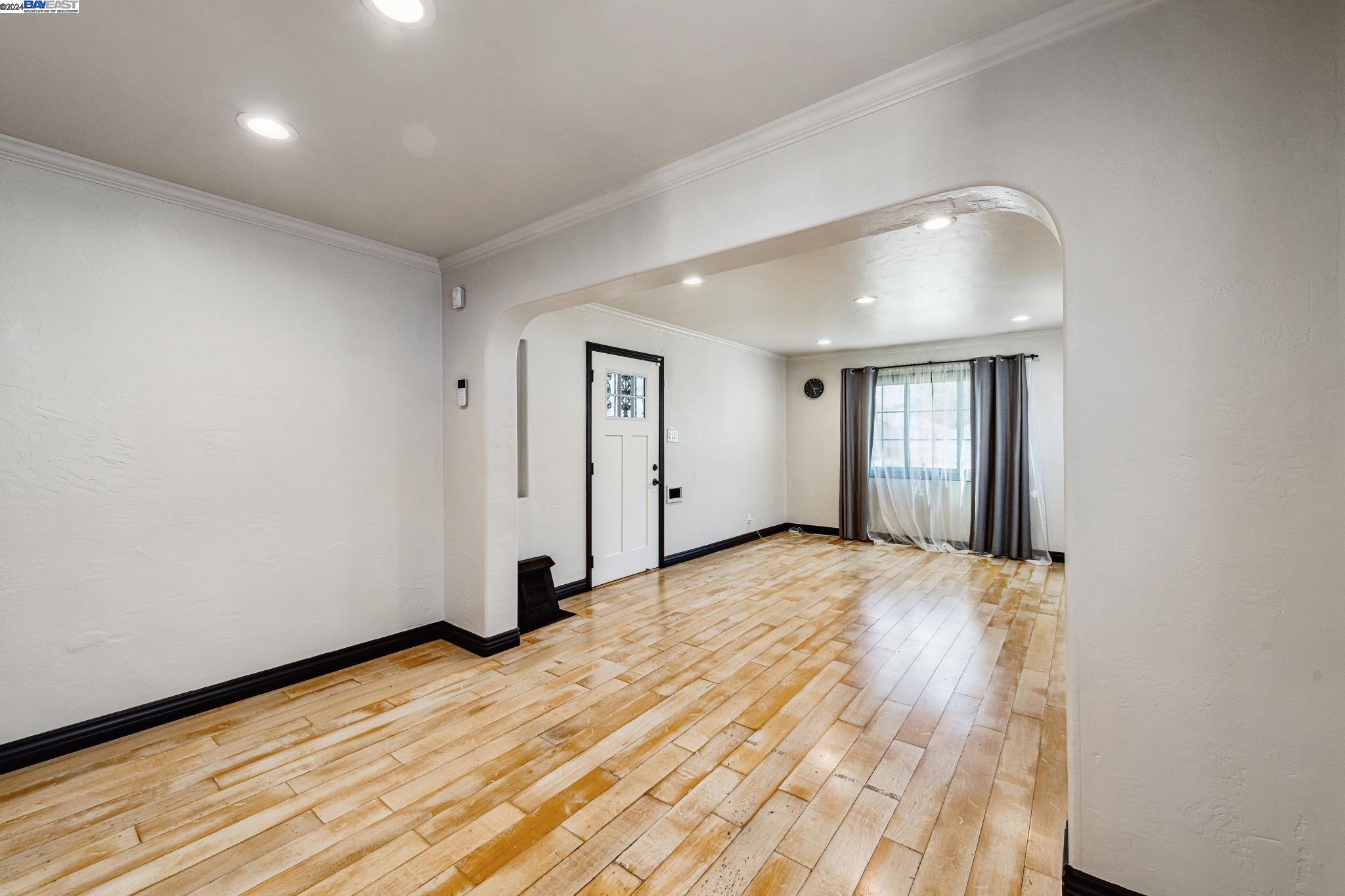 2750 106Th Ave